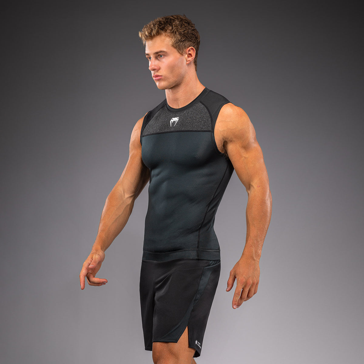Venum G-Fit Scale Ärmelloses Rashguard - Schwarz