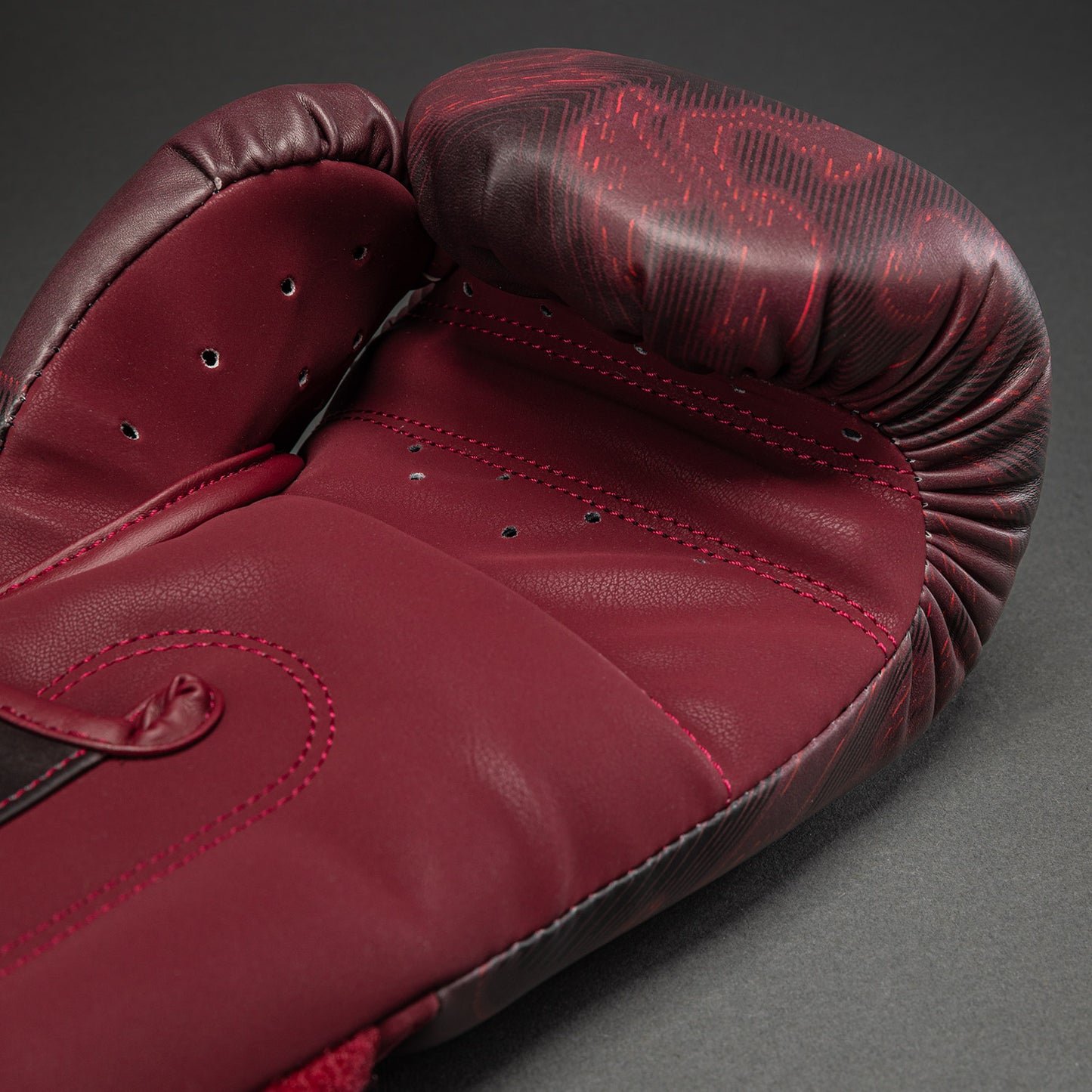 Venum Spectre Boxhandschuhe – Schwarz/Rot