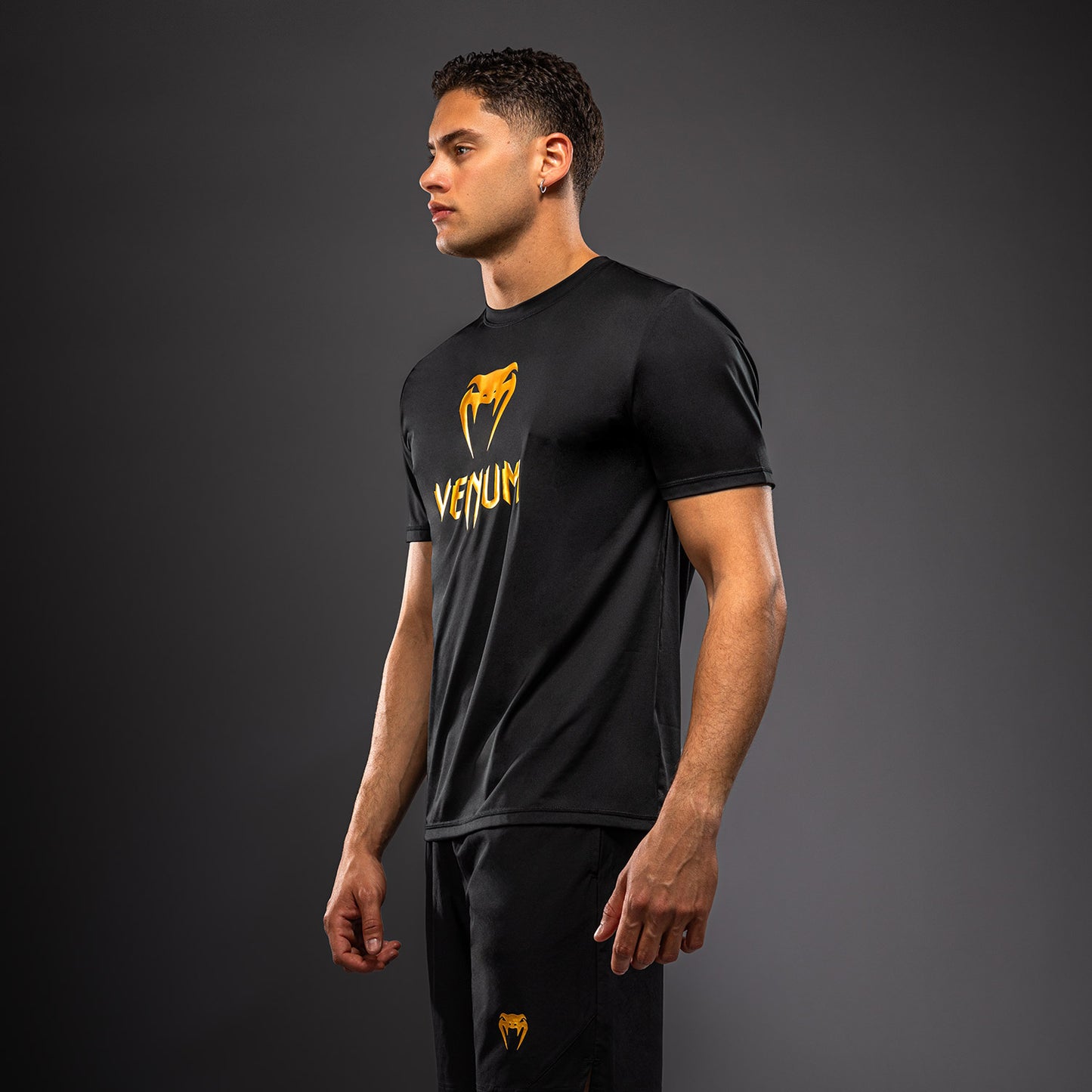 Venum Classic Dry Tech T-Shirt - Schwarz/Gold