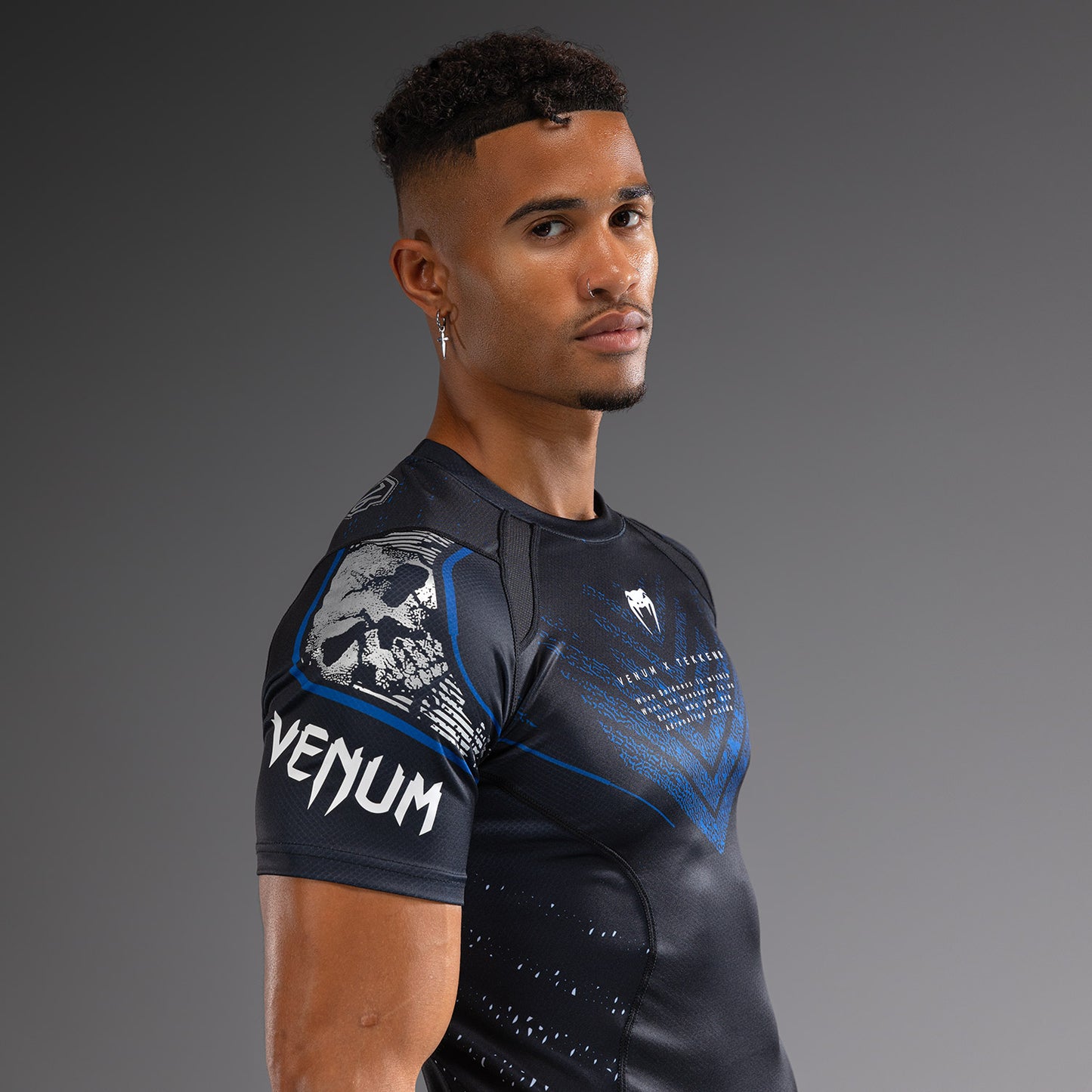 Venum x TEKKEN 8 - Paul Phoenix Rashguard - Schwarz/Blau