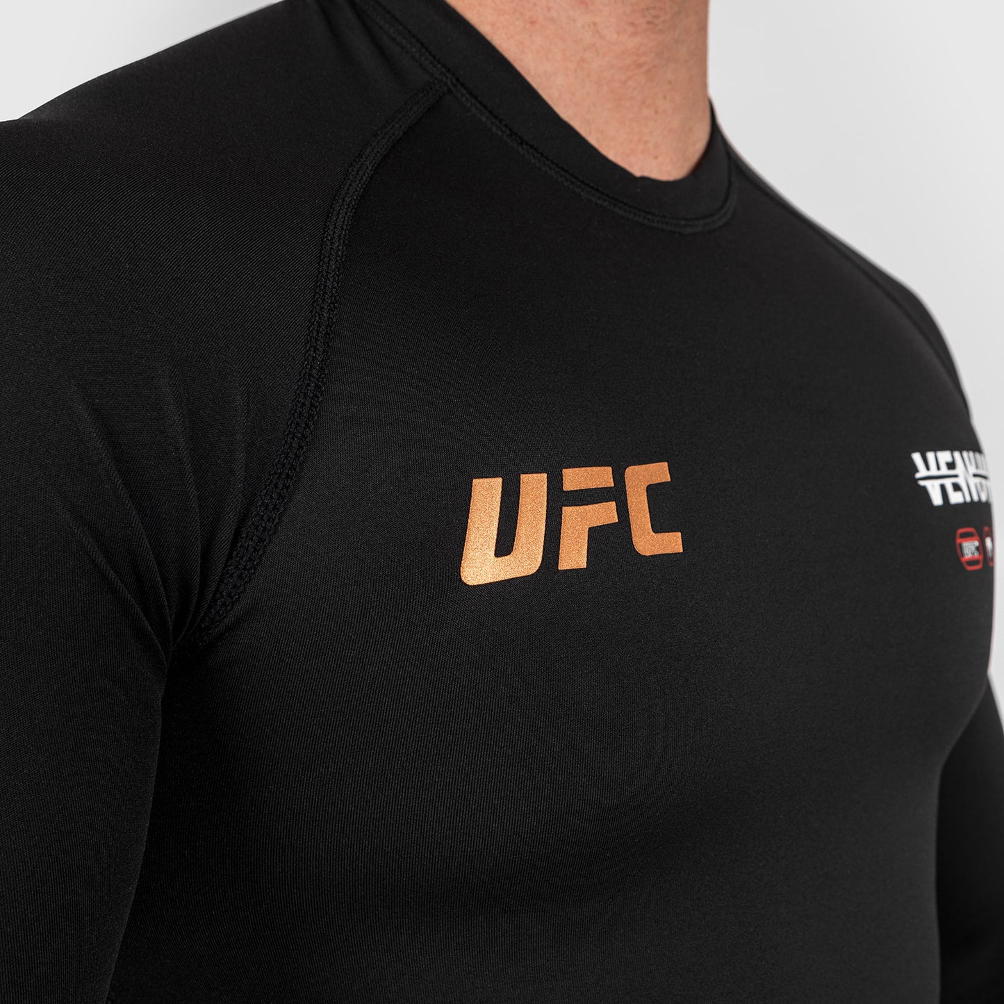 UFC Adrenaline by Venum Fight Week Herren Performance Langarm Rashguard - Schwarz
