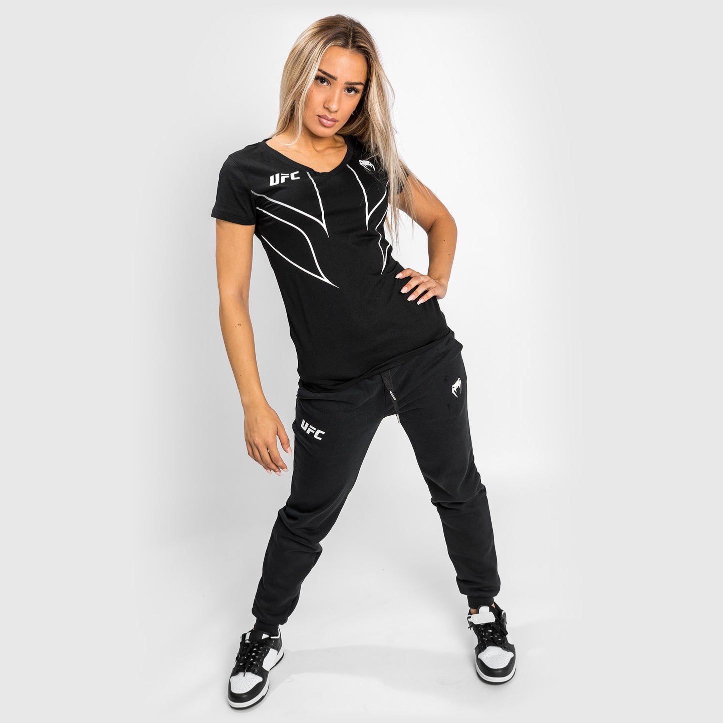UFC Venum Fight Night 2.0 Replica Frauen-T-Shirt - schwarz