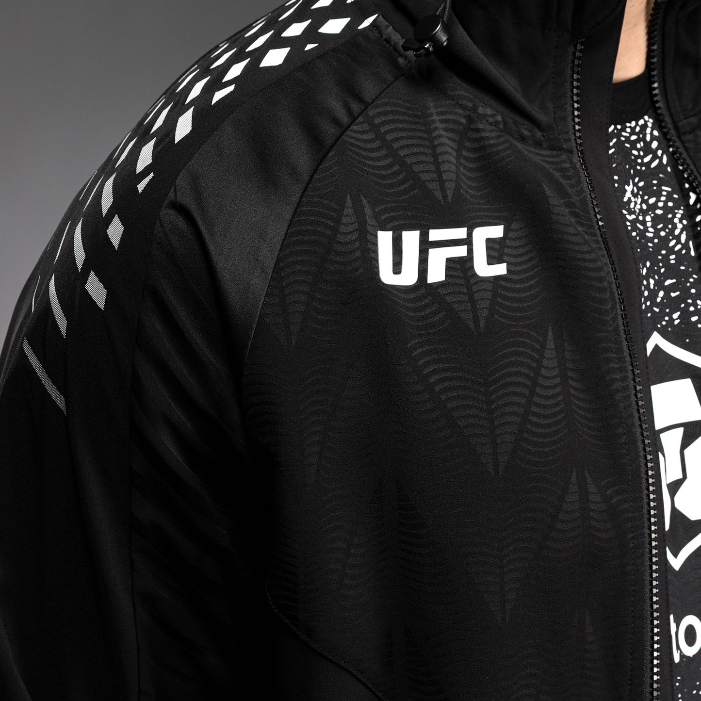 UFC Zenith by Venum Authentic Fight Night Kapuzenjacke Herren - Schwarz