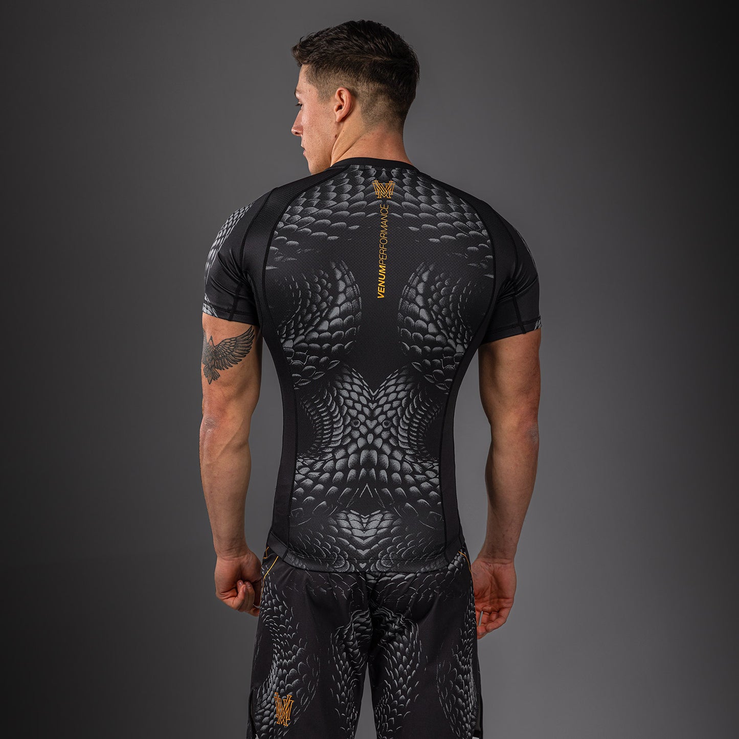 Venum Matupa Kurzarm Rashguard - Schwarz/Grau/Gold