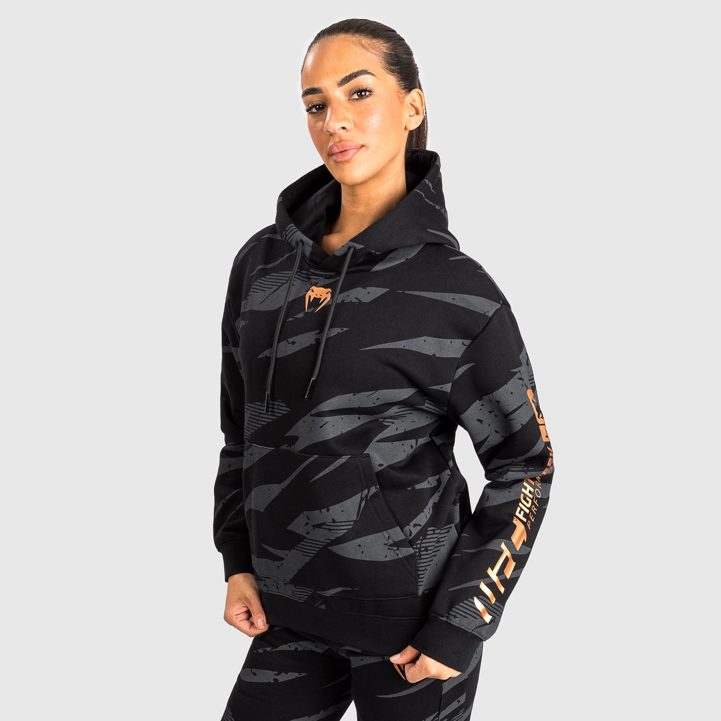 UFC Adrenaline by Venum Fight Week Frauen Pullover Hoodie - Urban Camo