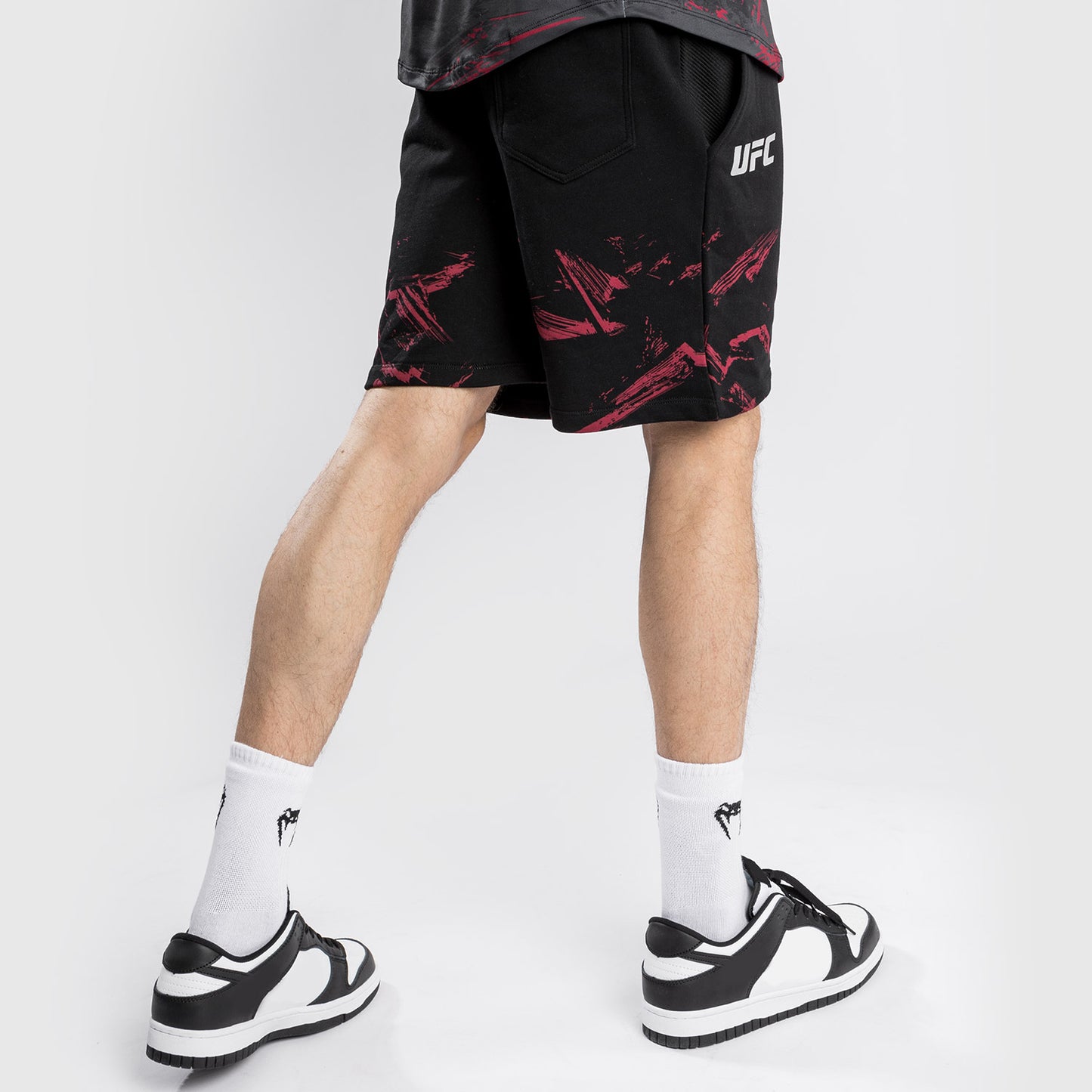Venum UFC Authentic Fight Week Herren-2.0-Shorts – Schwarz/Rot