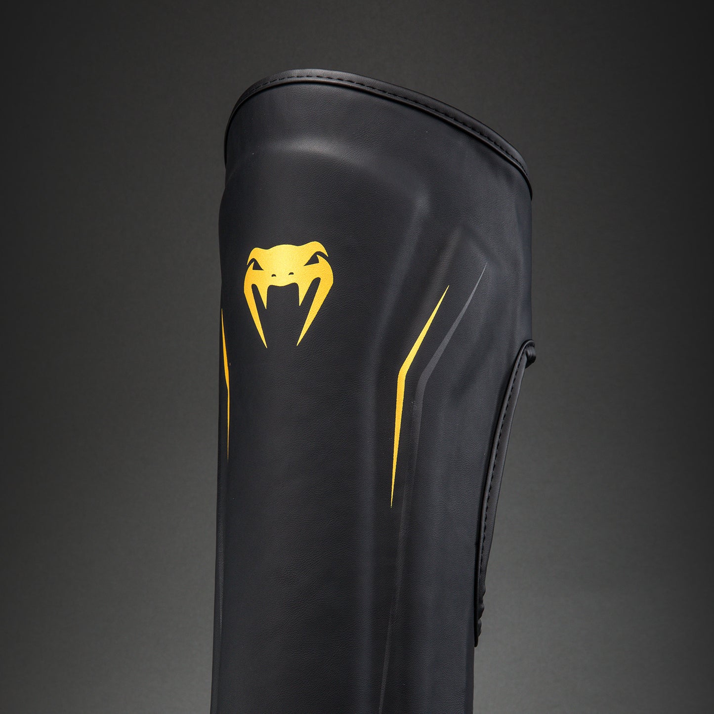 Venum G-Core Schienbeinschoner - Schwarz/Gold