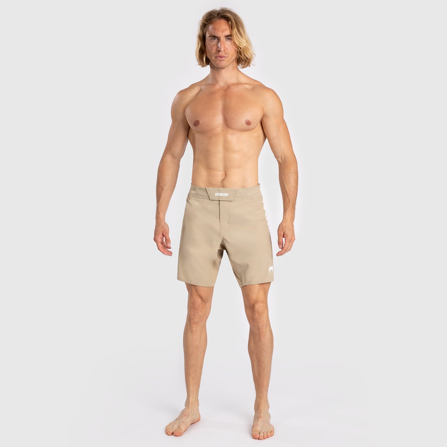 Venum Tempest Herren Kampfshorts - Beige/Sand