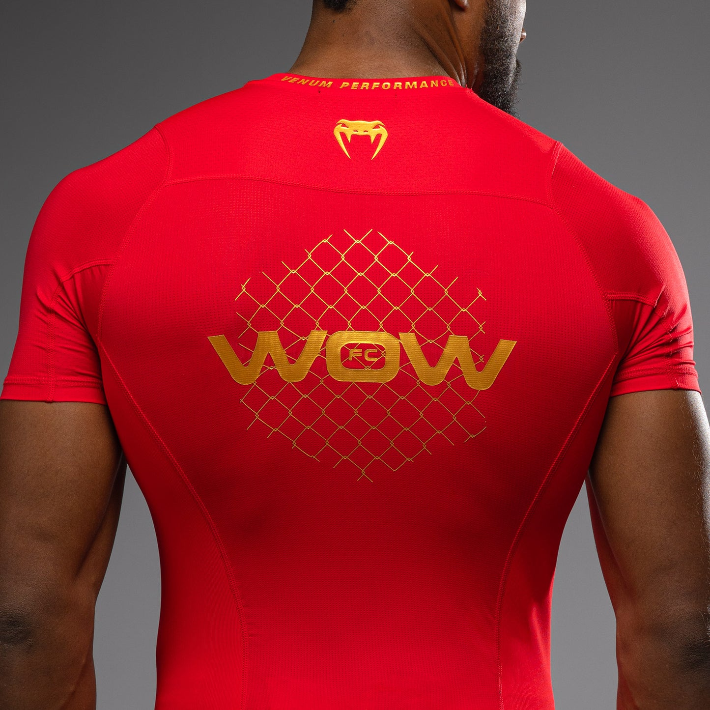 Venum x WOW FC Kurzarm Rashguard - Fury Red/ Gold
