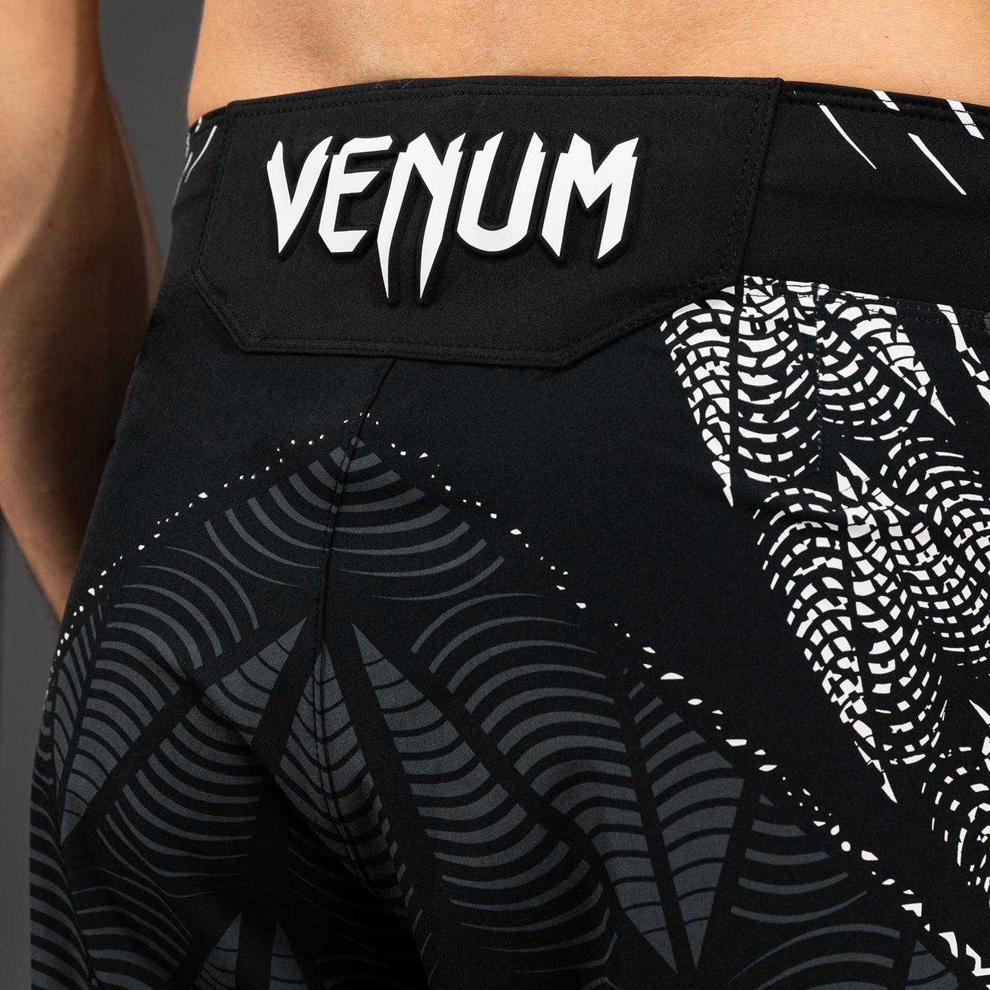 UFC Zenith by Venum Authentic Fight Night Gladiator Fight Short Herren - Schwarz