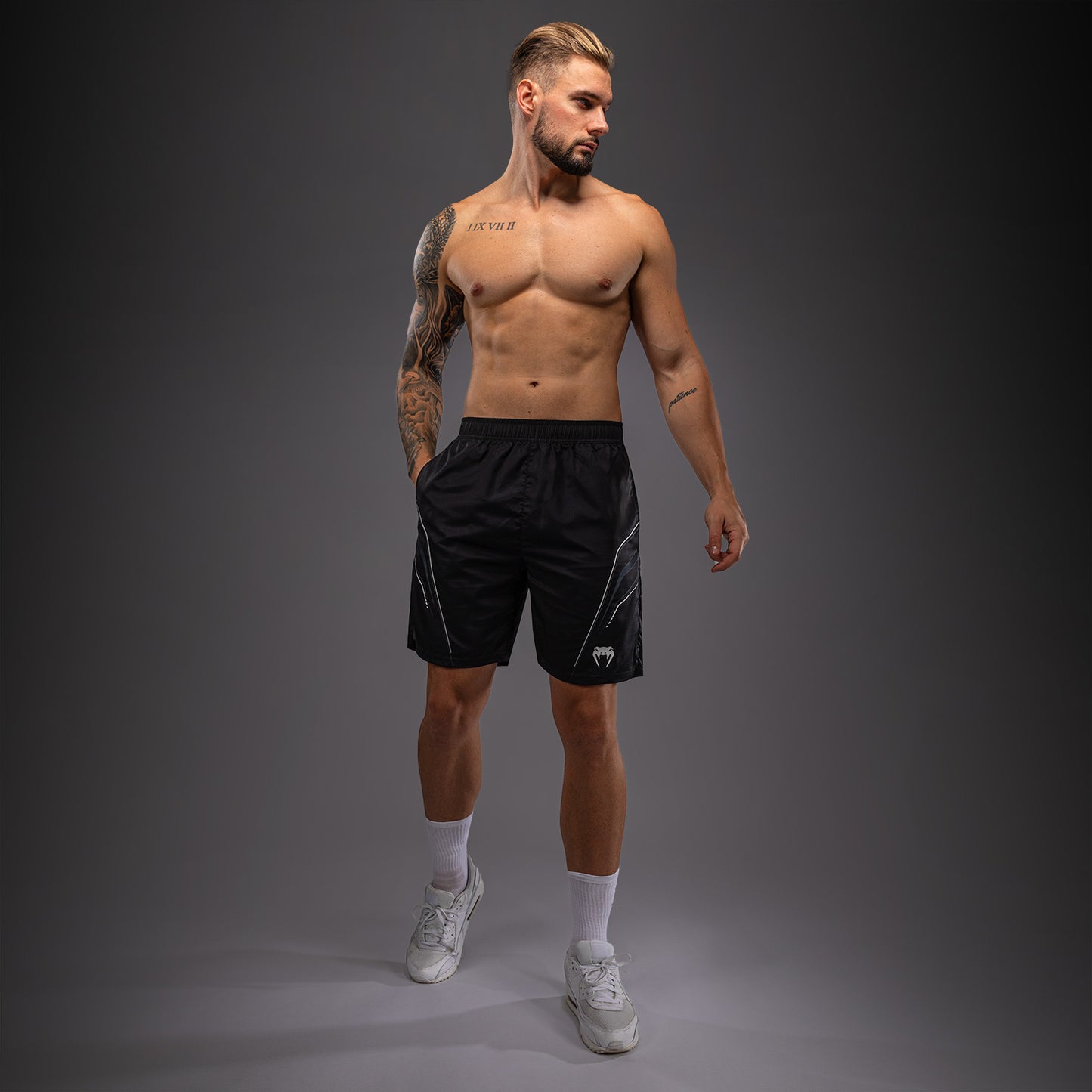 Venum Streamline Trainingsshorts – Schwarz/Weiß