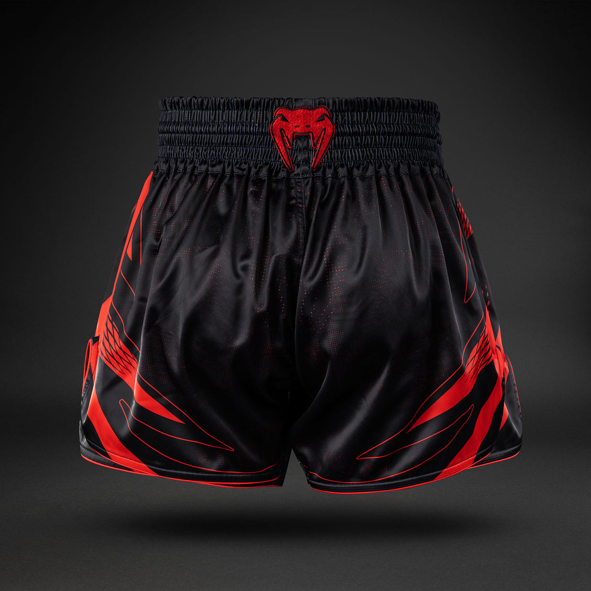Venum Amazonia Reborn Muay-Thai-Shorts - Schwarz/Rot