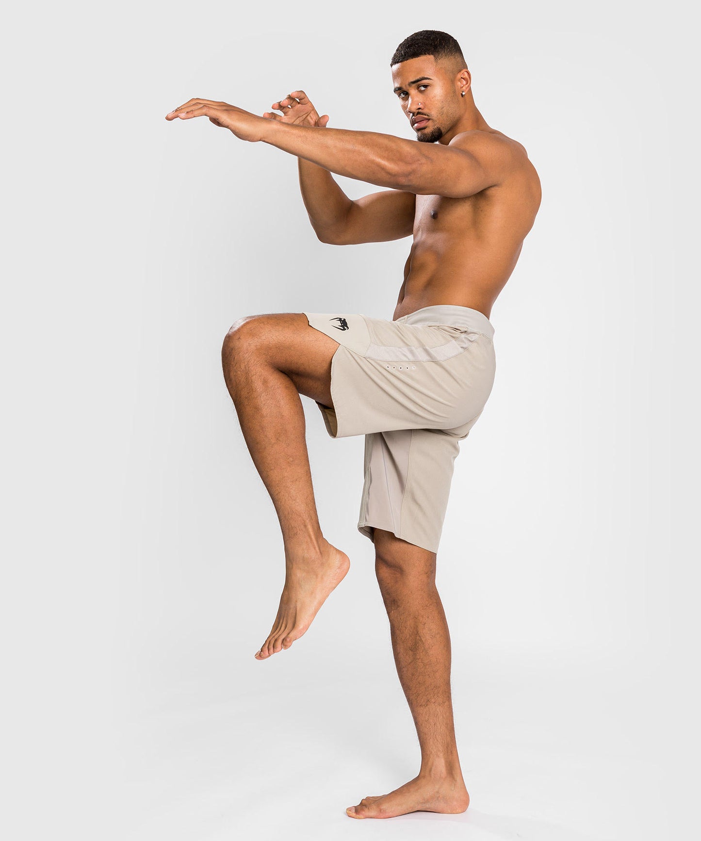 Venum G-Fit Air Fightshort – Sand