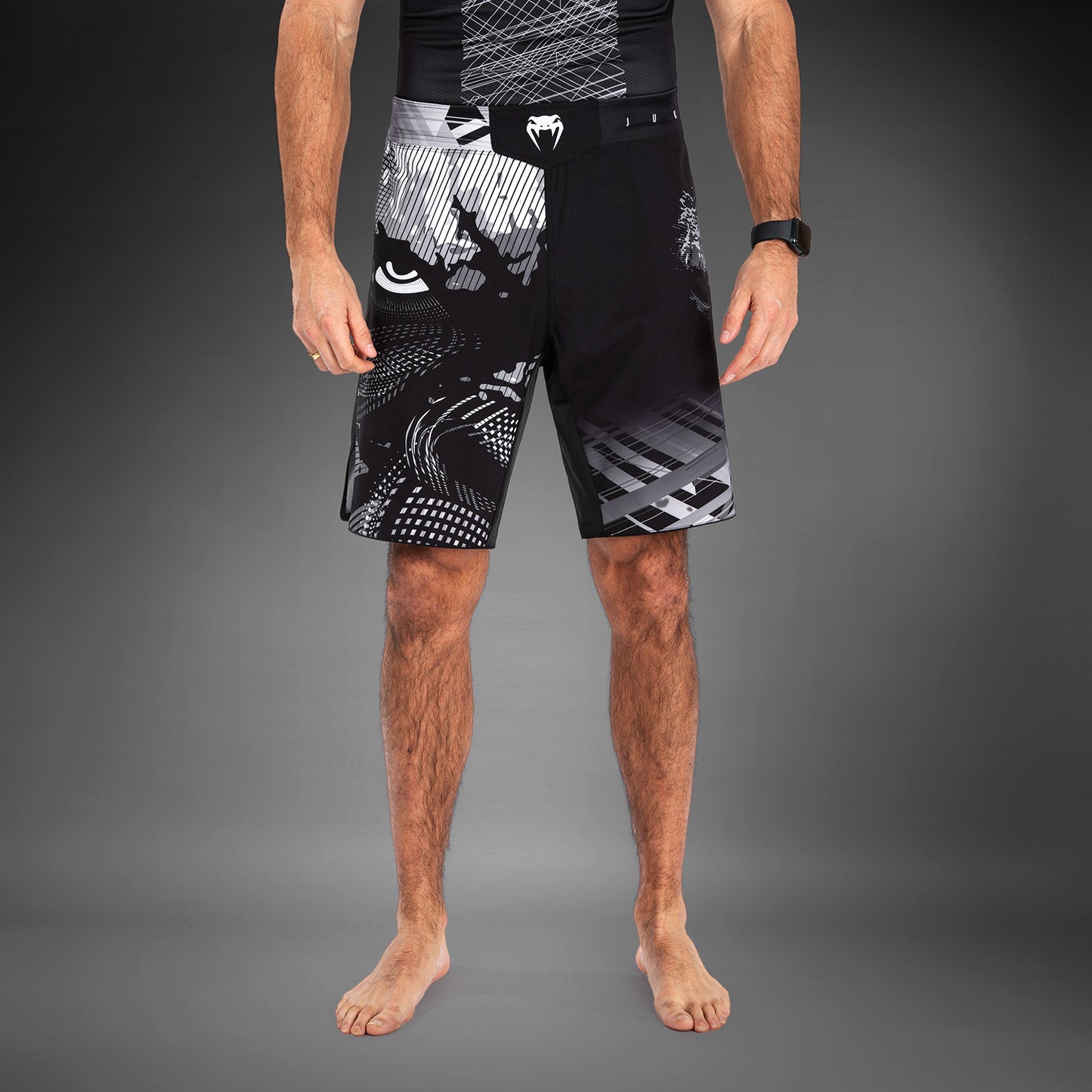 Venum Gorilla Jungle Kampfshorts - Schwarz/Weiß