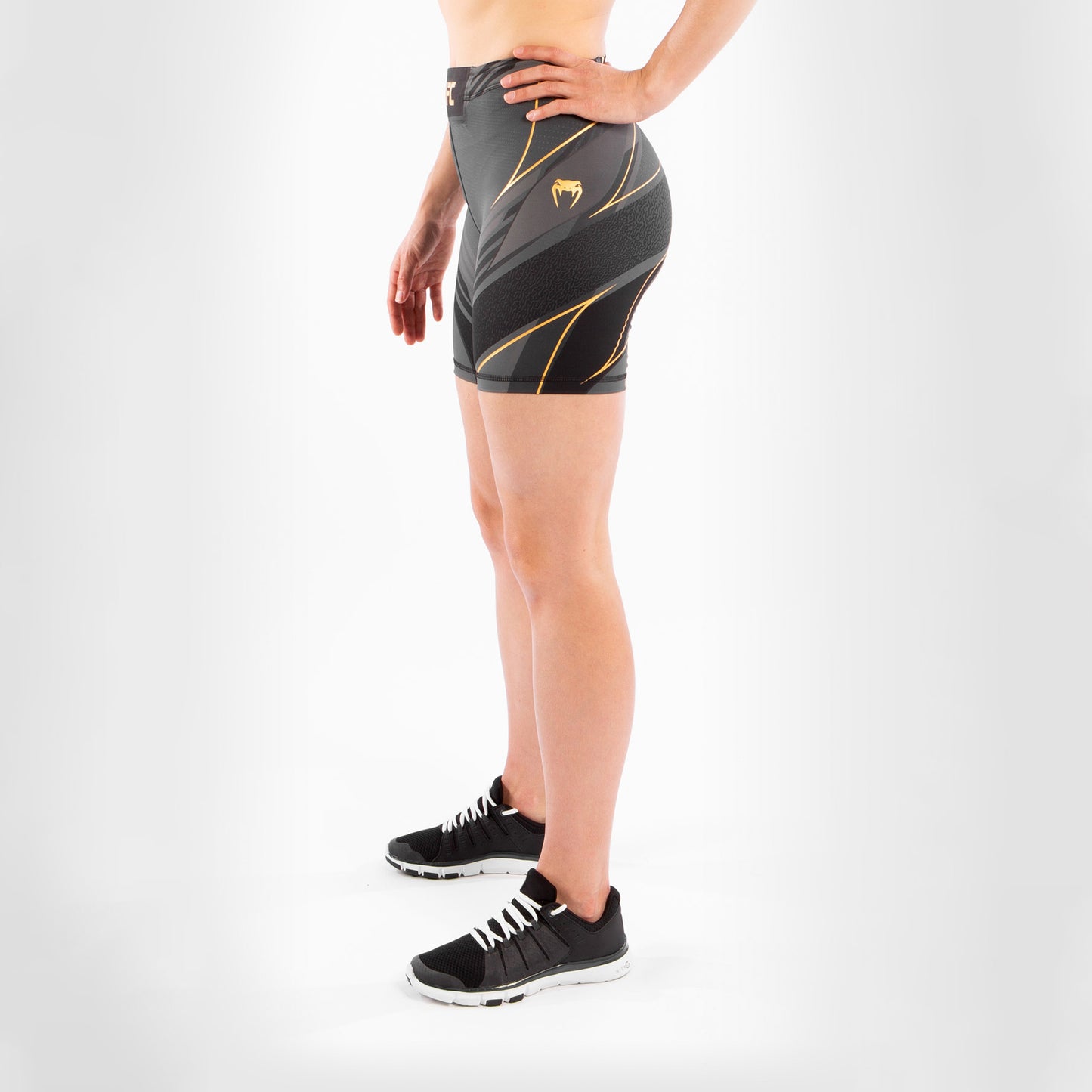 UFC Venum Authentic Fight Night Damen Vale Tudo Shorts - Long Fit - Champion