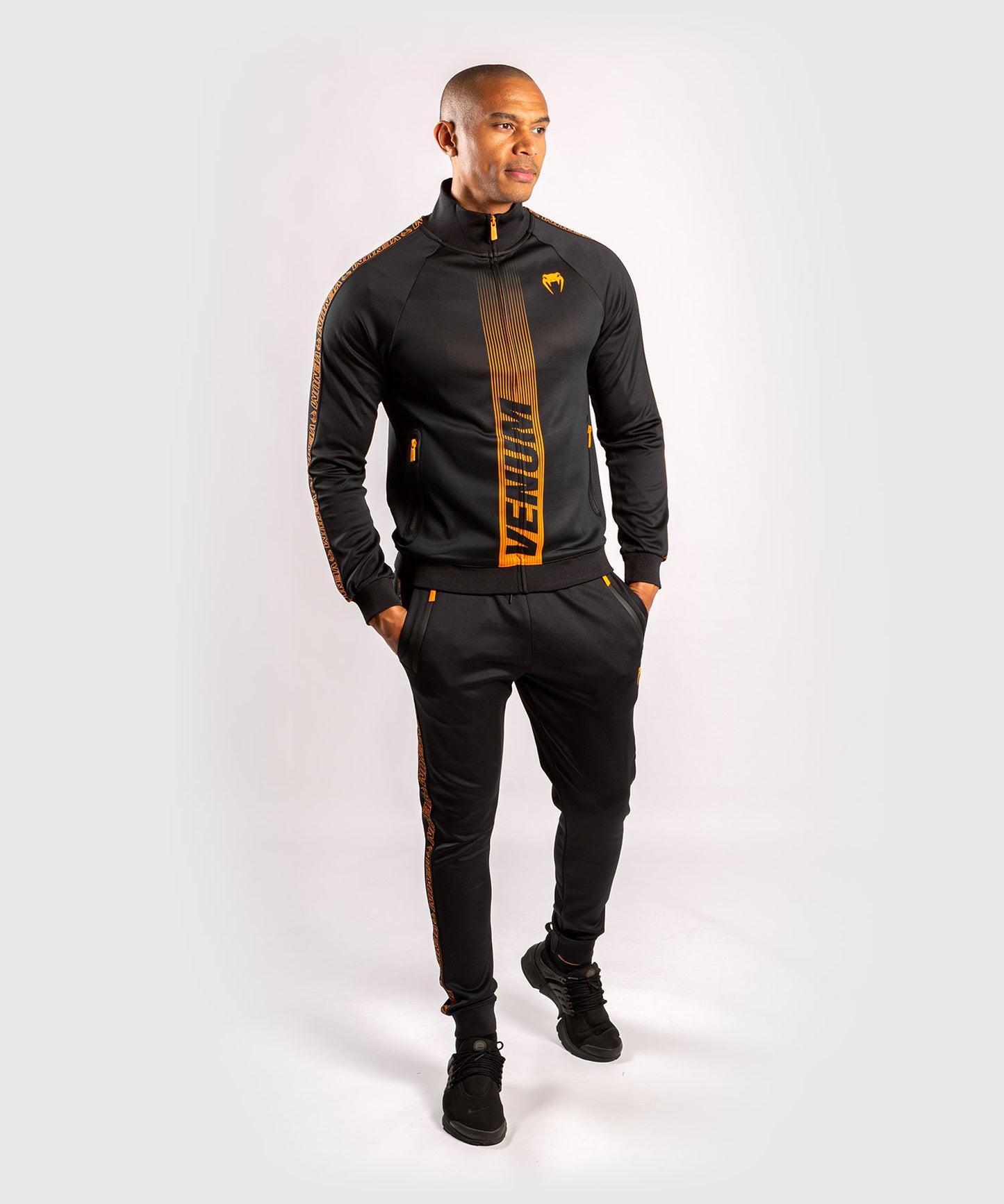 Venum Club 212 Track Jacket - Schwarz/Orange