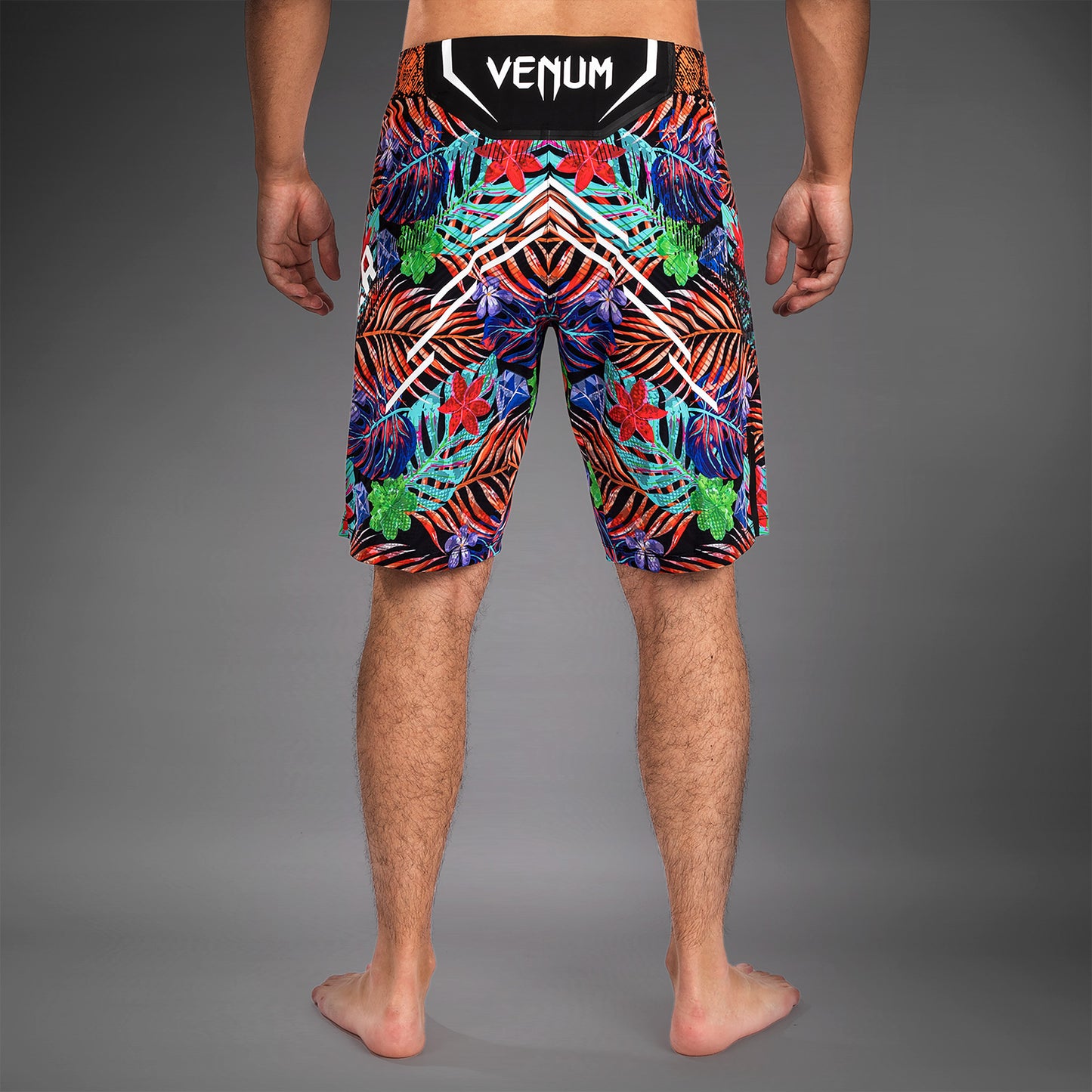 UFC Unrivaled by Venum Dustin Poirier Herren Long Fit Fight Short - Blau