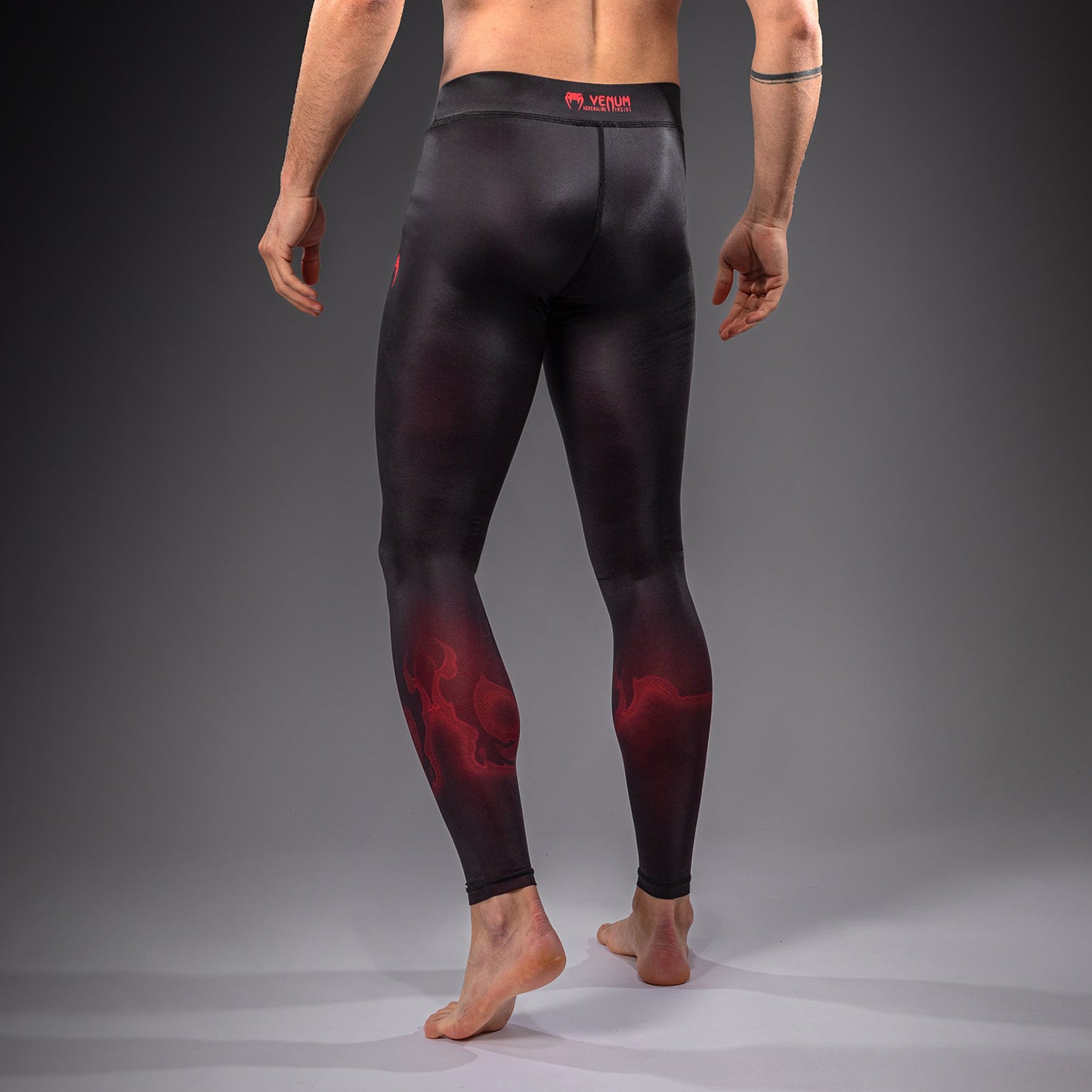 Venum Spectre Spats – Schwarz/Rot
