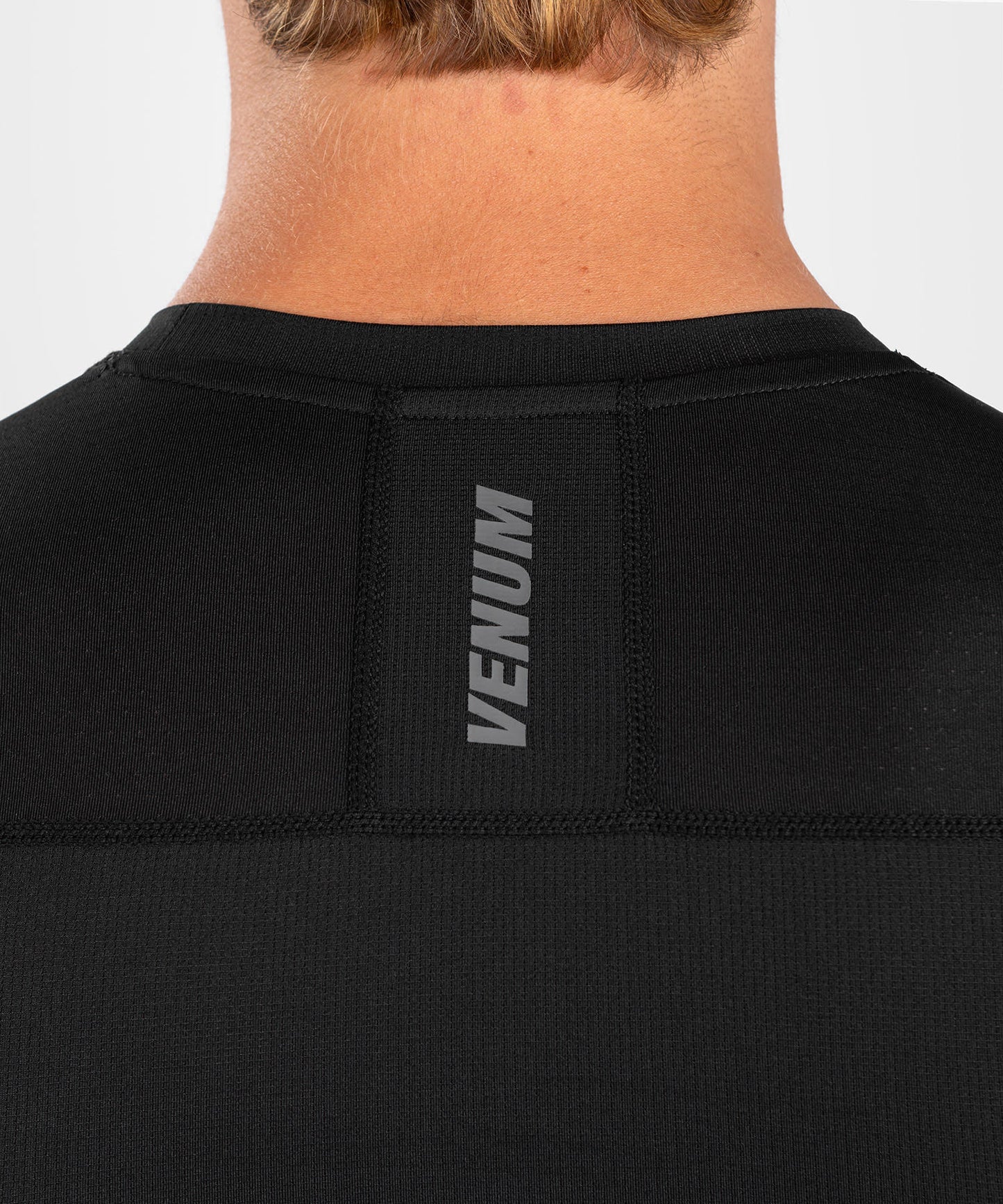 Venum G-Fit Air Rashguard Kurzarm – Schwarz