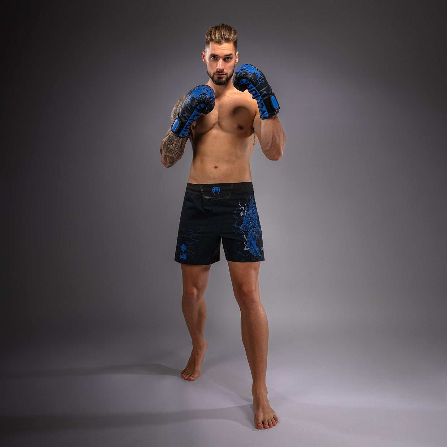 Venum Thunder Dragon Fightshorts – Schwarz/Königsblau