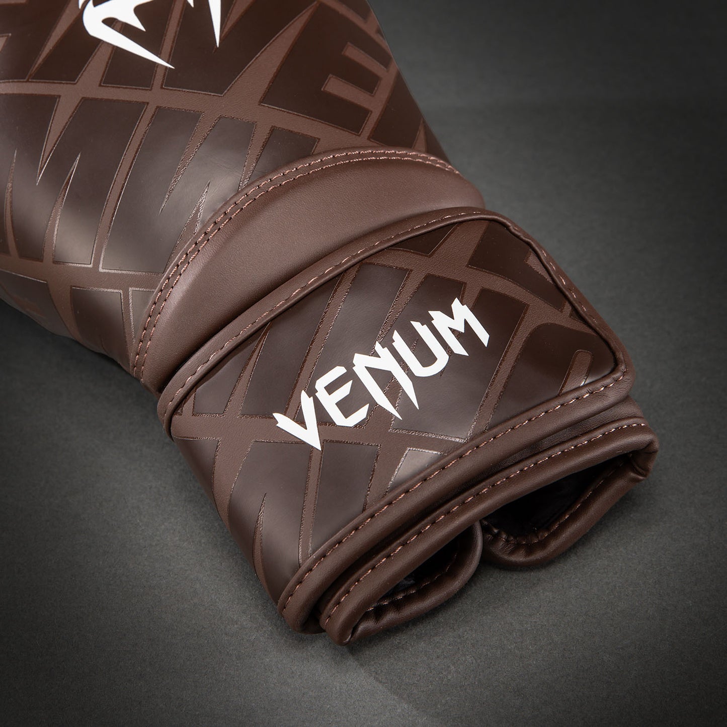 Venum Contender 1.5 XT 3D Boxhandschuhe - Dunkelbraun