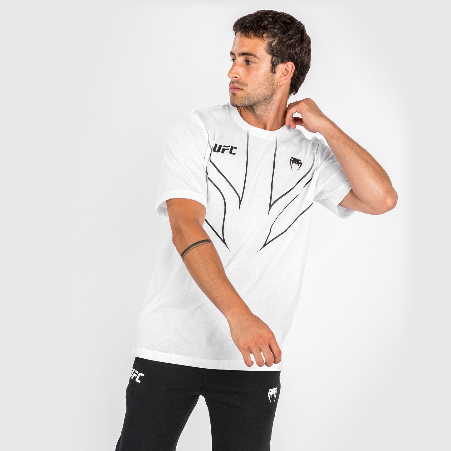 UFC Venum Fight Night 2.0 Replik Männer-T-Shirt - weiß