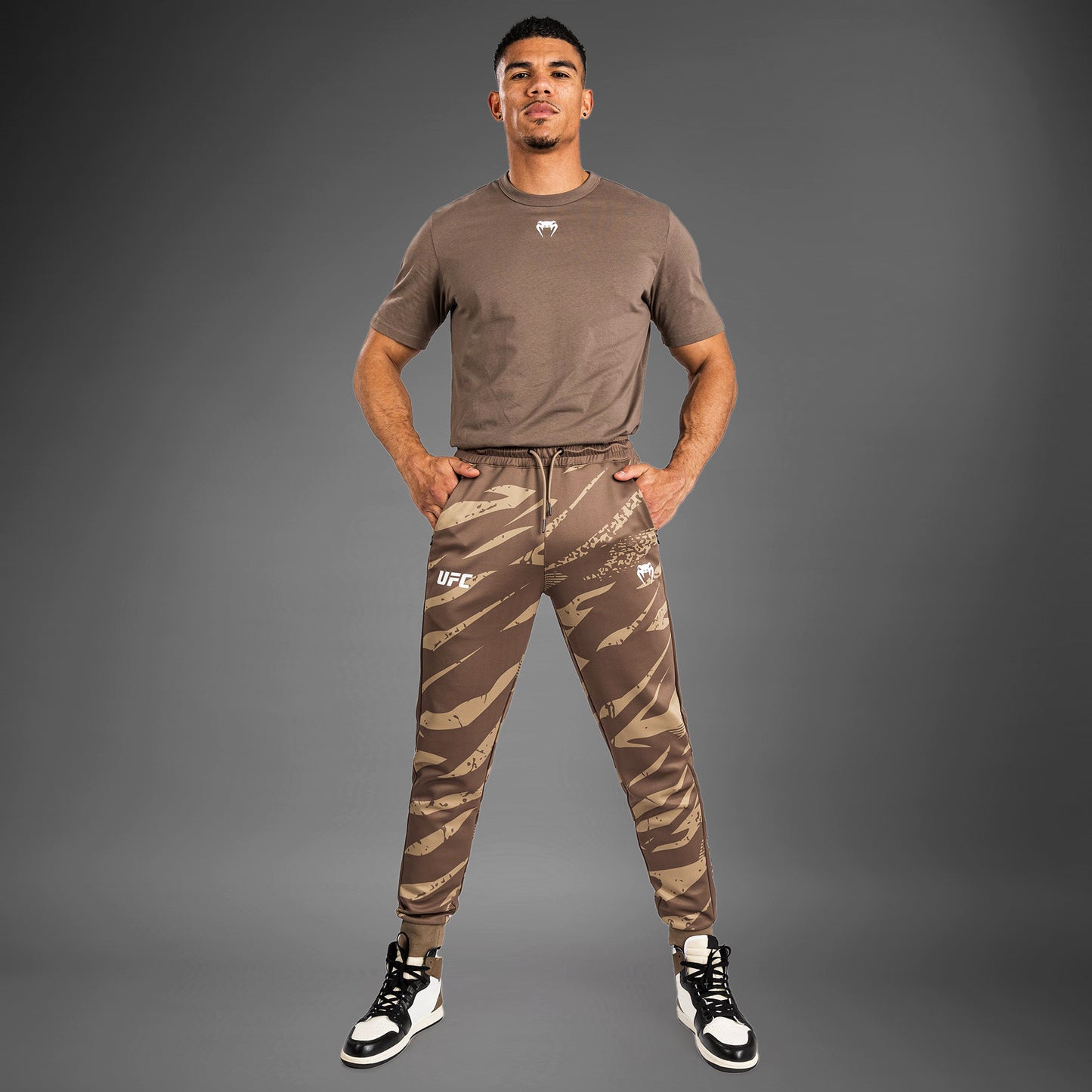 UFC Adrenaline by Venum Fight Week Herrenhose - Desert Camo