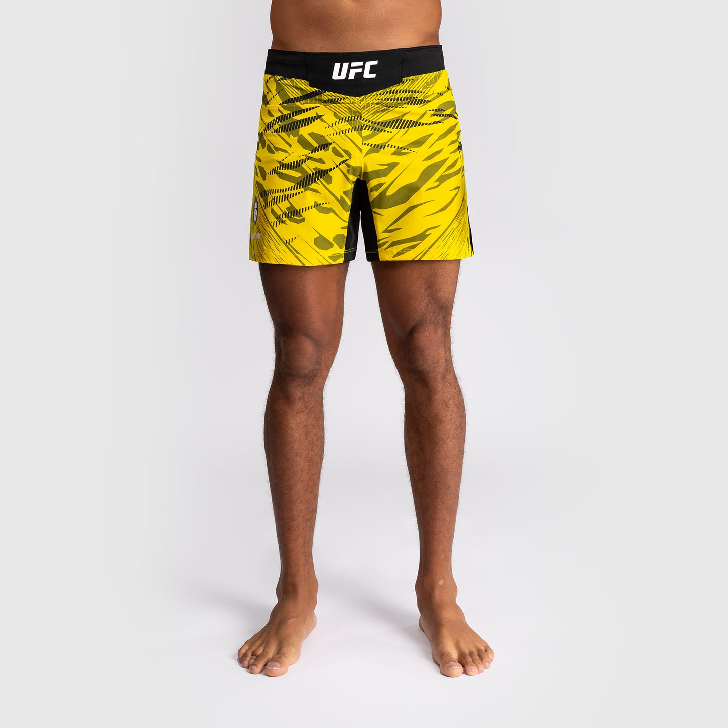 UFC Fusion by Venum Personalized Authentic Fight Night Herren Fight Short - Short Fit - Gelb