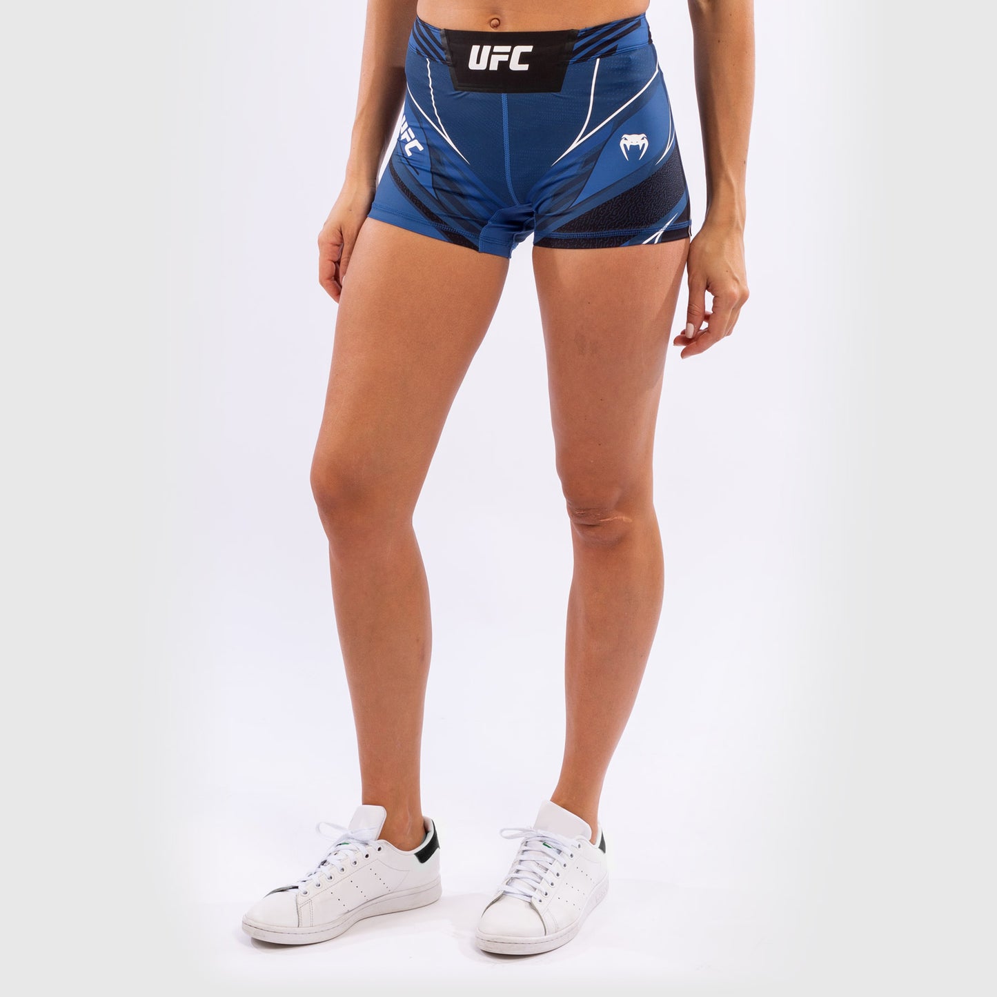 UFC Venum Authentic Fight Night Damen Vale Tudo Shorts - Kurze Passform - Blau