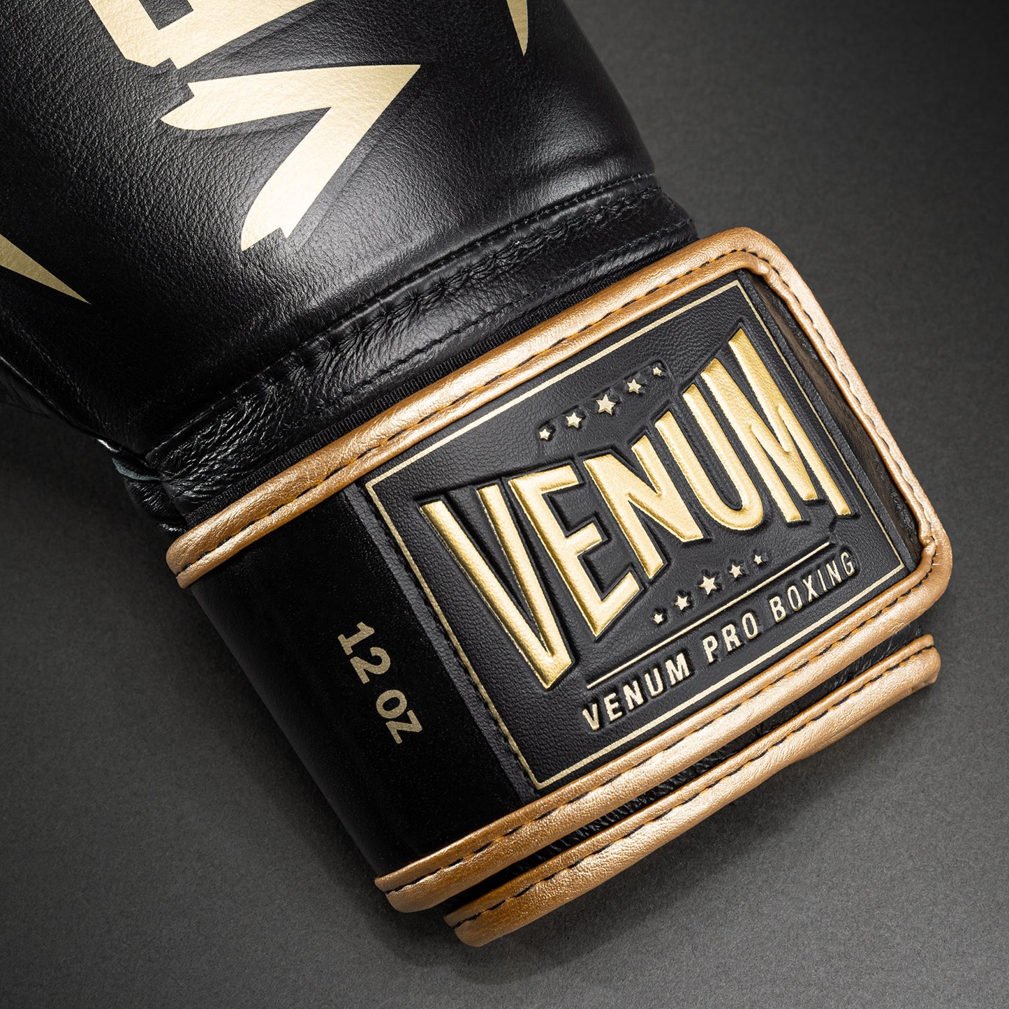 Venum Hammer Pro Boxhandschuhe mit Klettverschluss - Schwarz/Gold