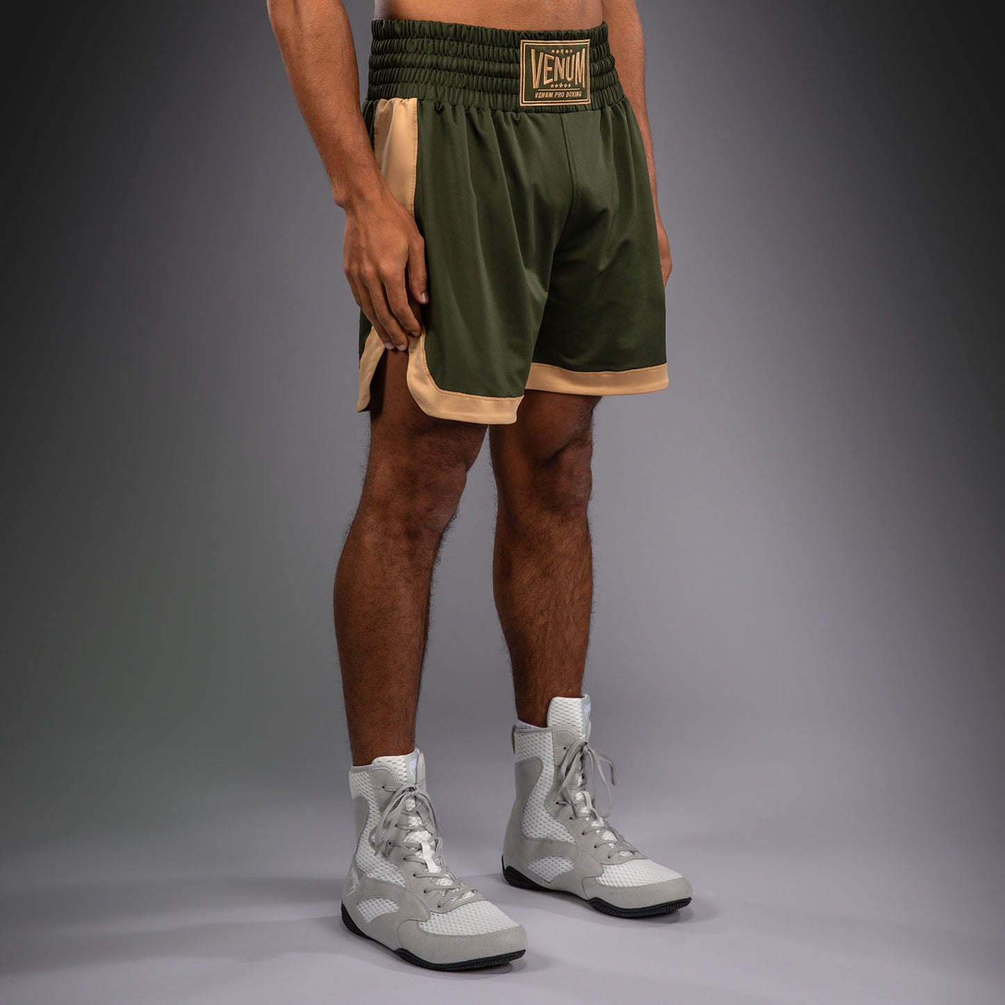 Venum Classic Boxshorts - Olivgrün/Sand