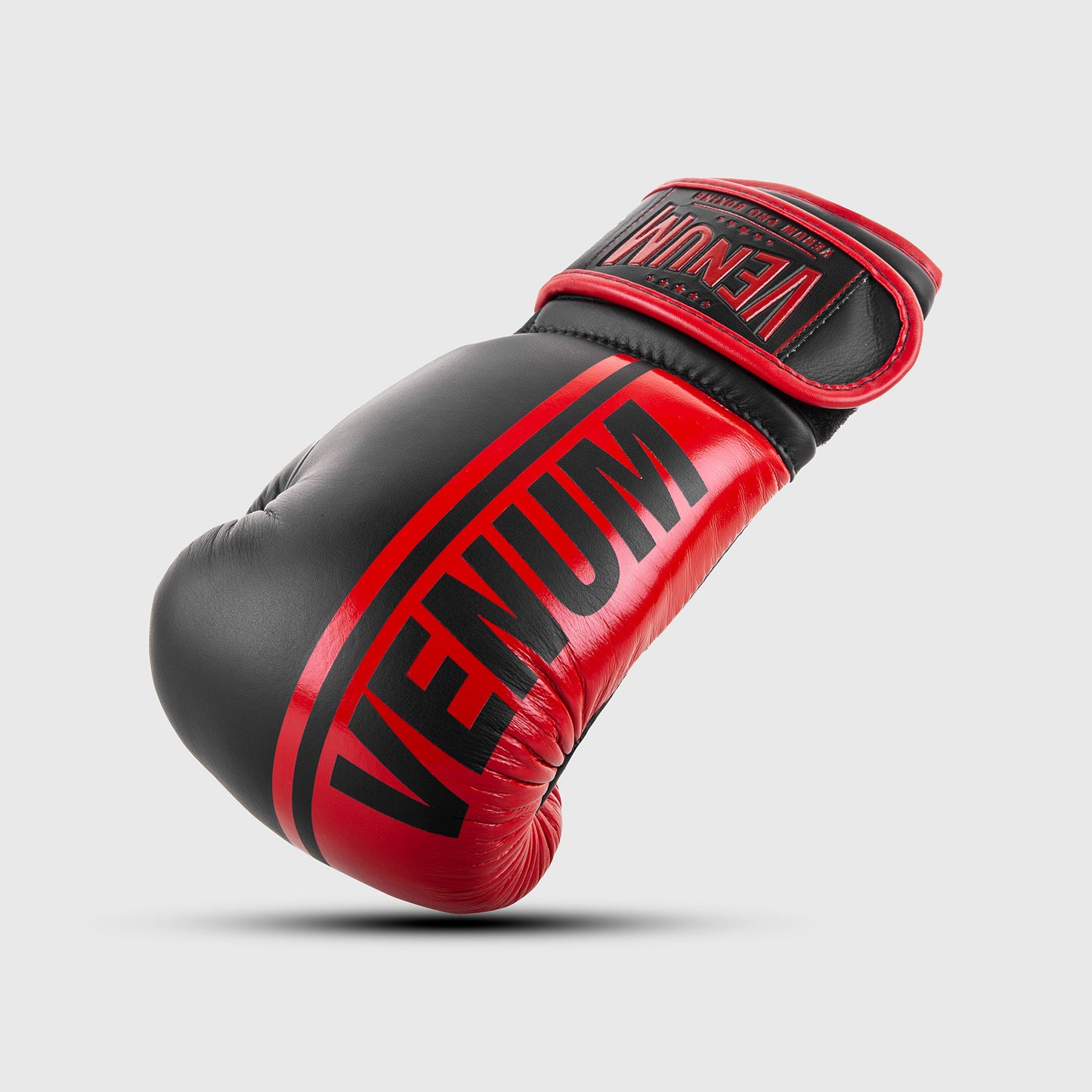 Venum Shield professionelle Boxhandschuhe - Klettverschluss
