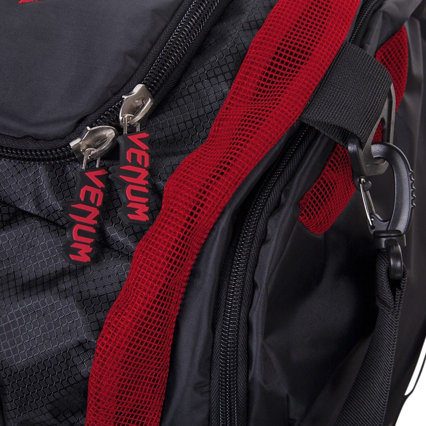 Venum Trainer Sporttasche leicht - Schwarz/Rot