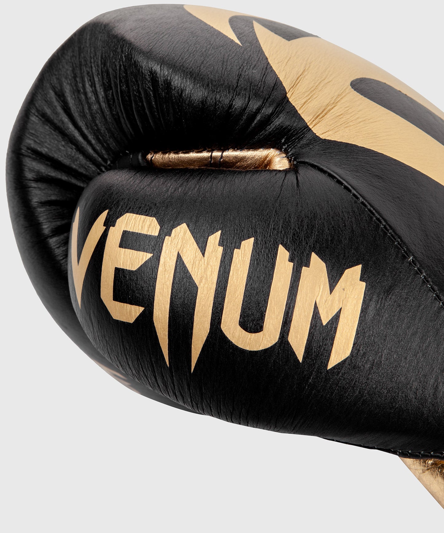 Venum Giant 2.0 professionelle Boxhandschuhe - MIT SCHNÜRUNG