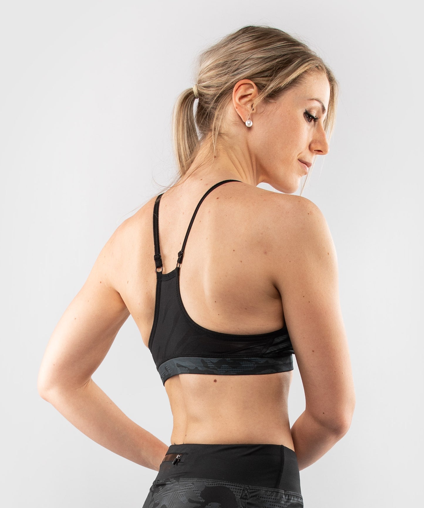 Venum Defender BHs - für Frauen - Schwarz/Schwarz