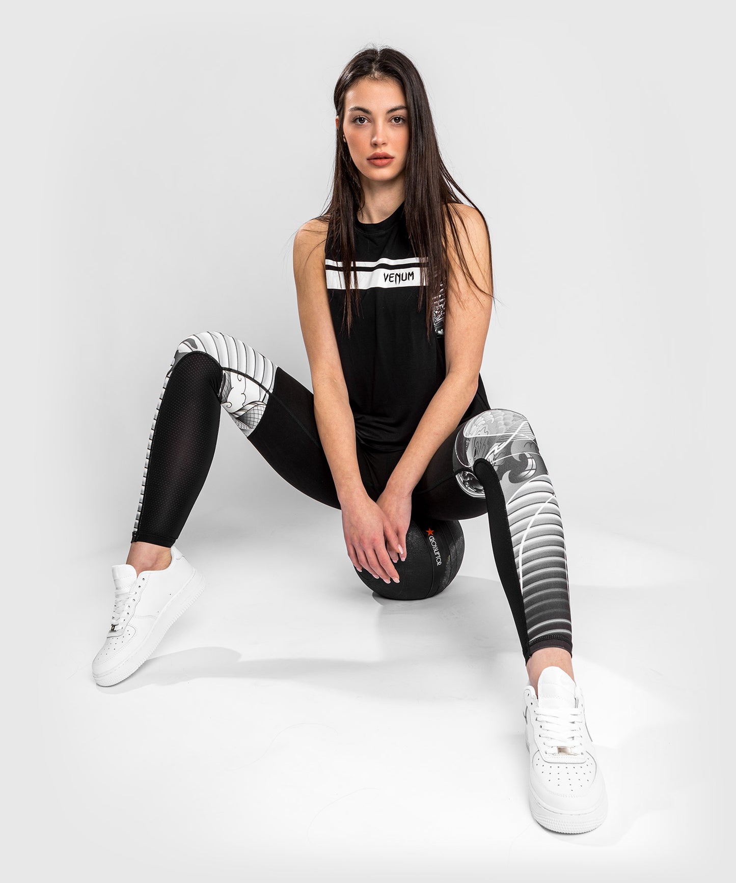 Venum YKZ21 Tank Top - Für Frauen - Schwarz/Weiß