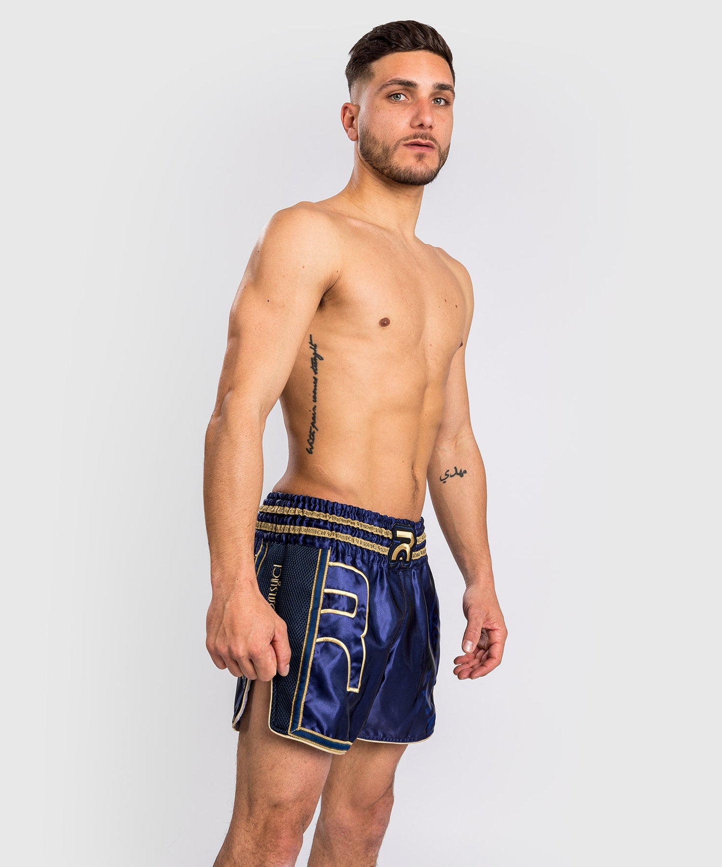 Venum RAJADAMNERN Muay Thai Shorts - Blau