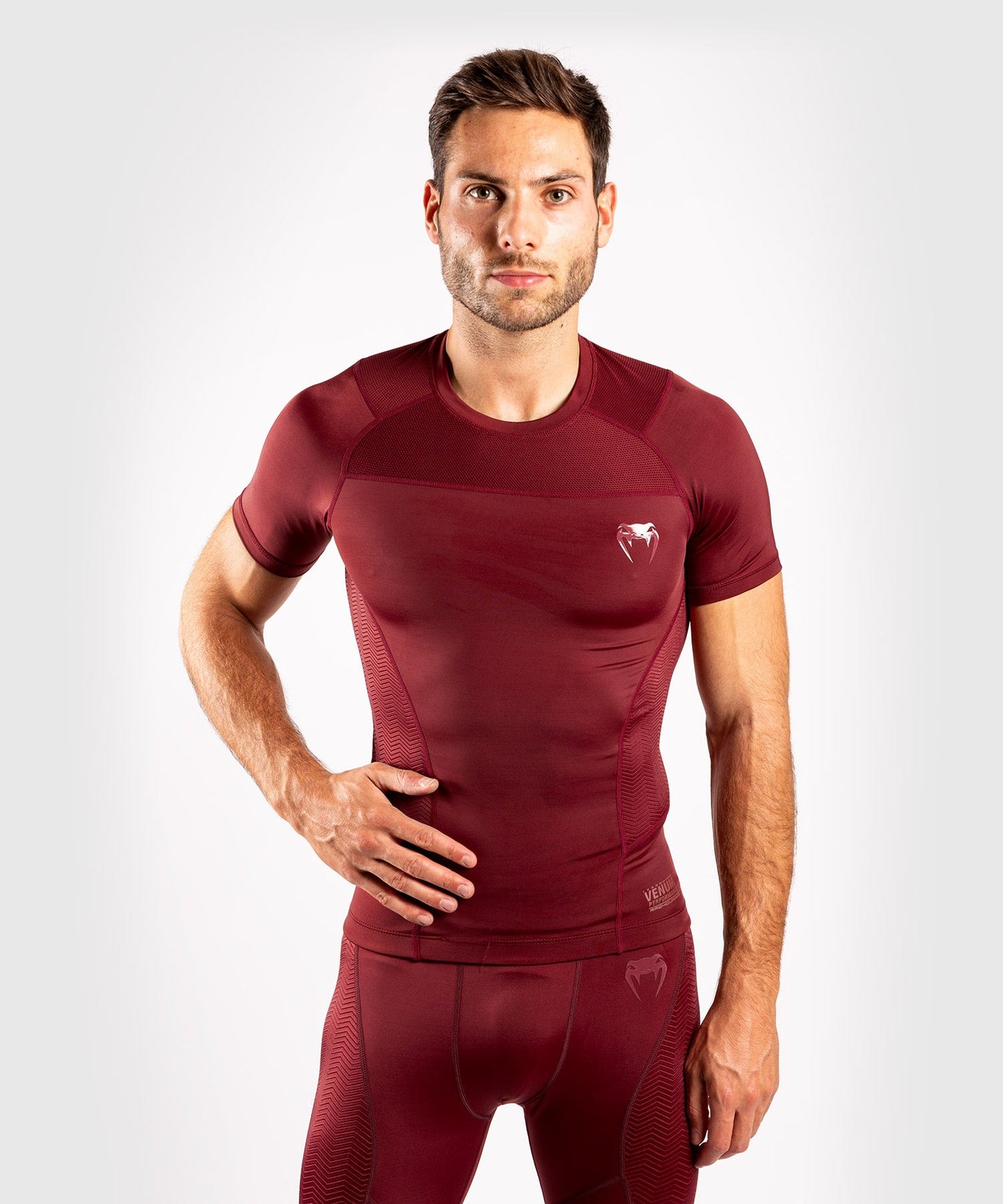 Rashguard Venum G-Fit - Kurzarm - Burgundrot