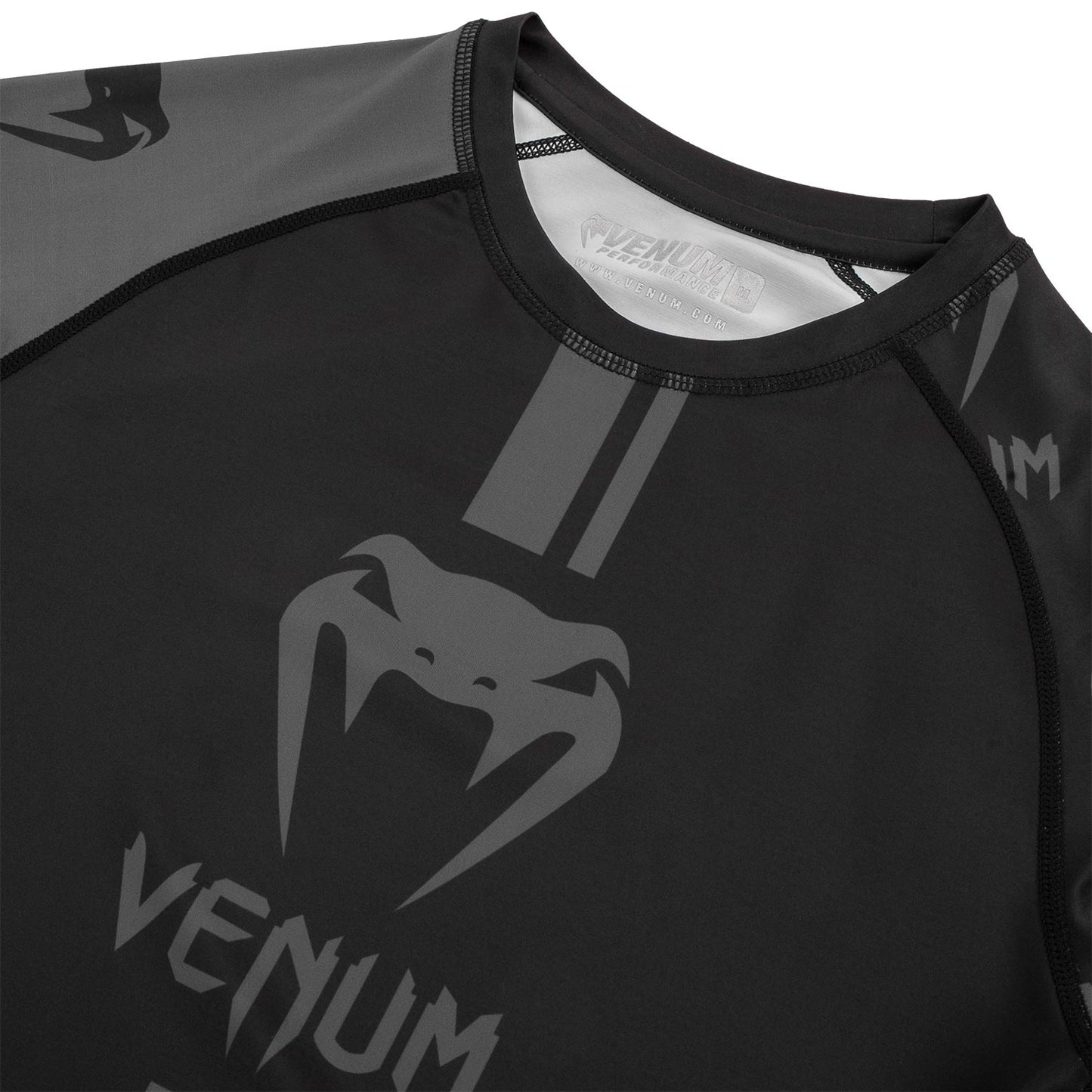 Rashguard Venum Logos - Langarm - Schwarz/Schwarz