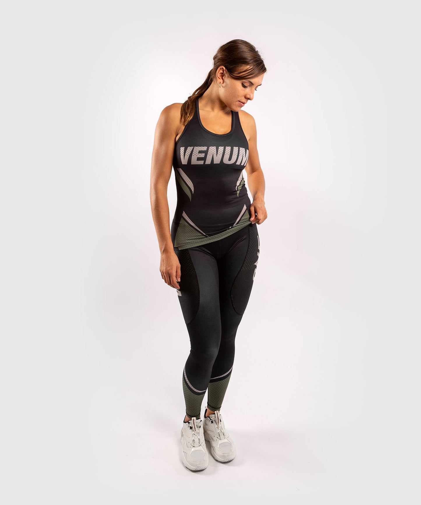 Dry-Tech ONE FC Tanktop - Frauen - Schwarz/Khaki