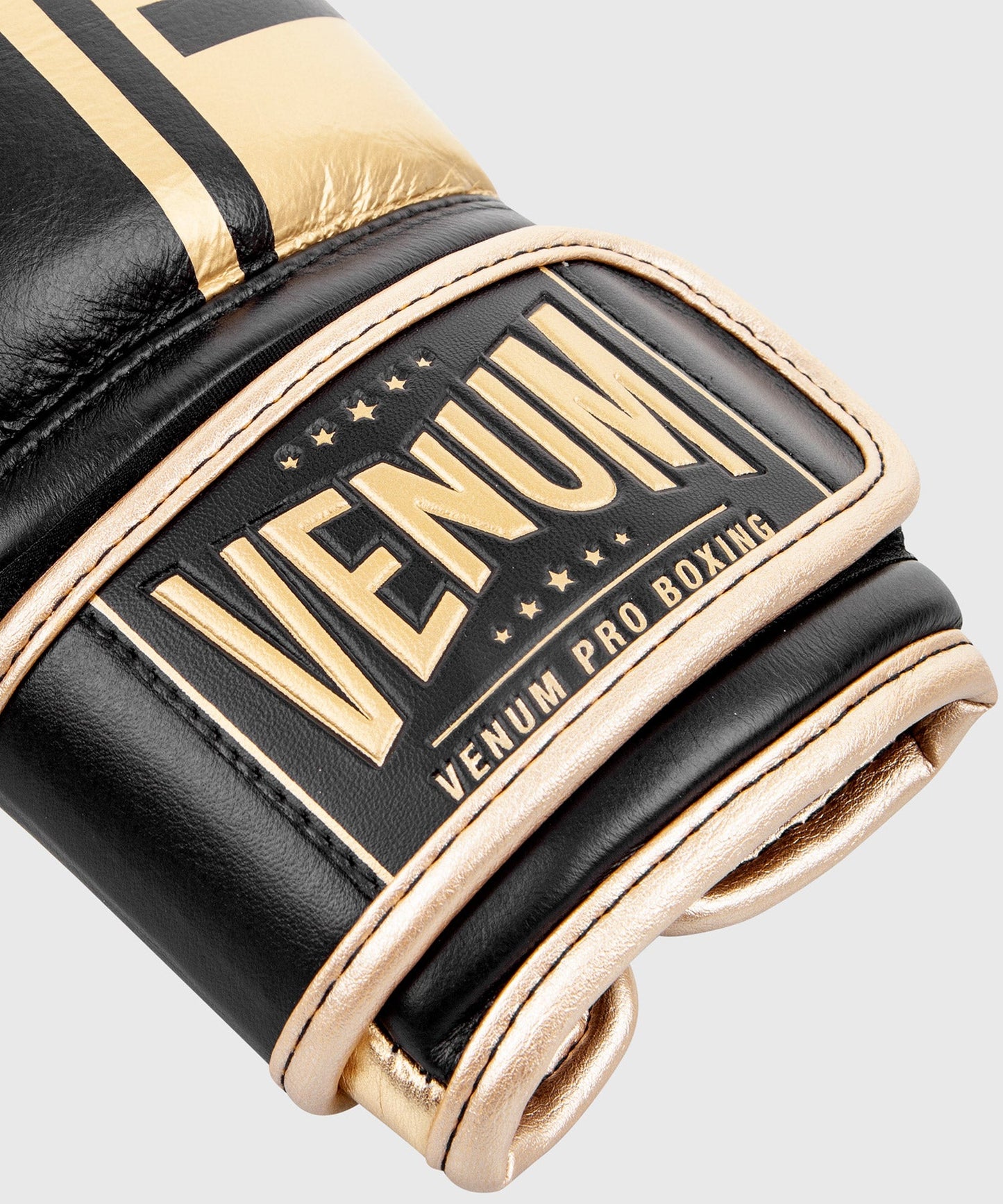 Venum Shield professionelle Boxhandschuhe - Klettverschluss