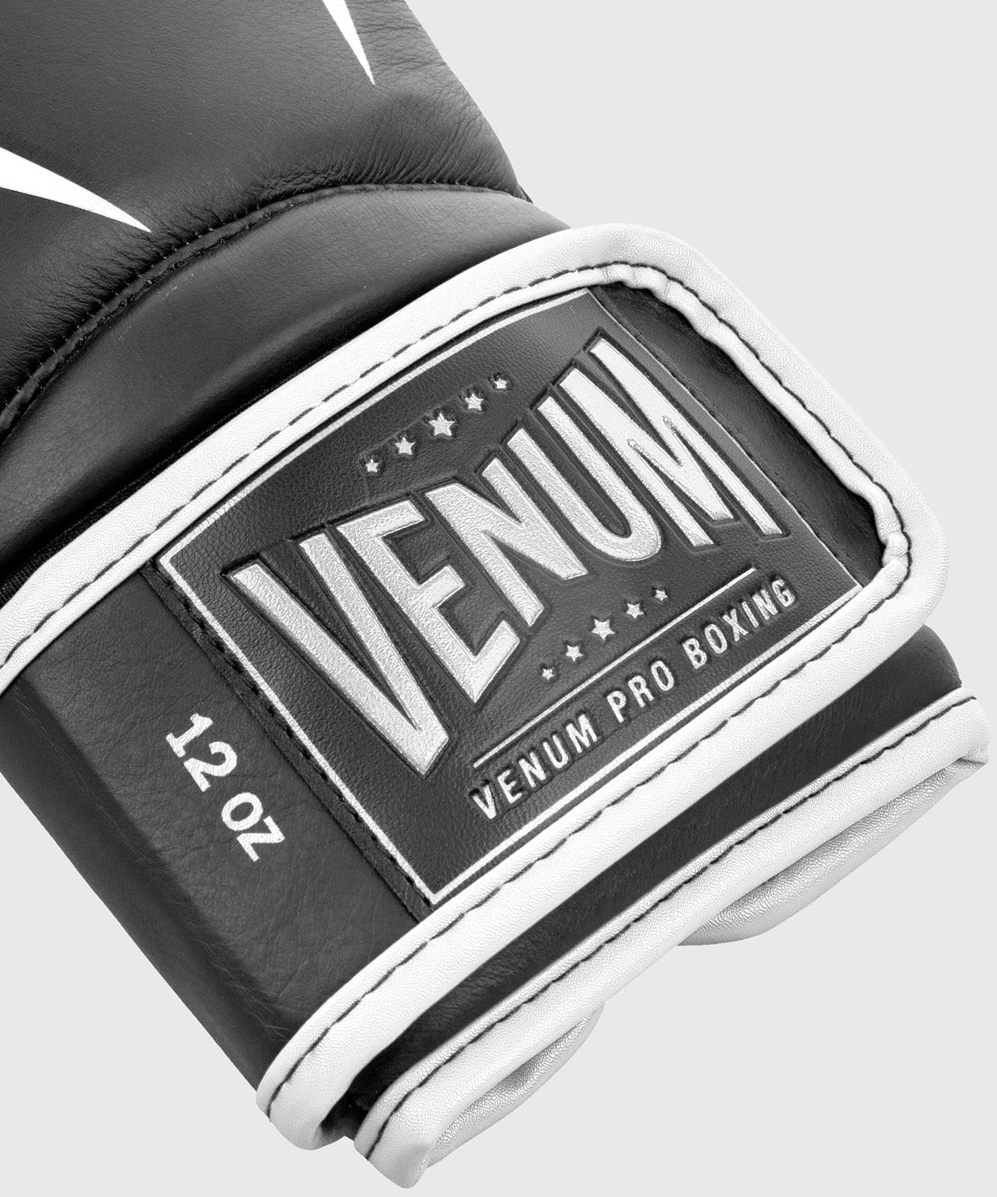 Venum Giant 2.0 professionelle Boxhandschuhe - Klettverschluss