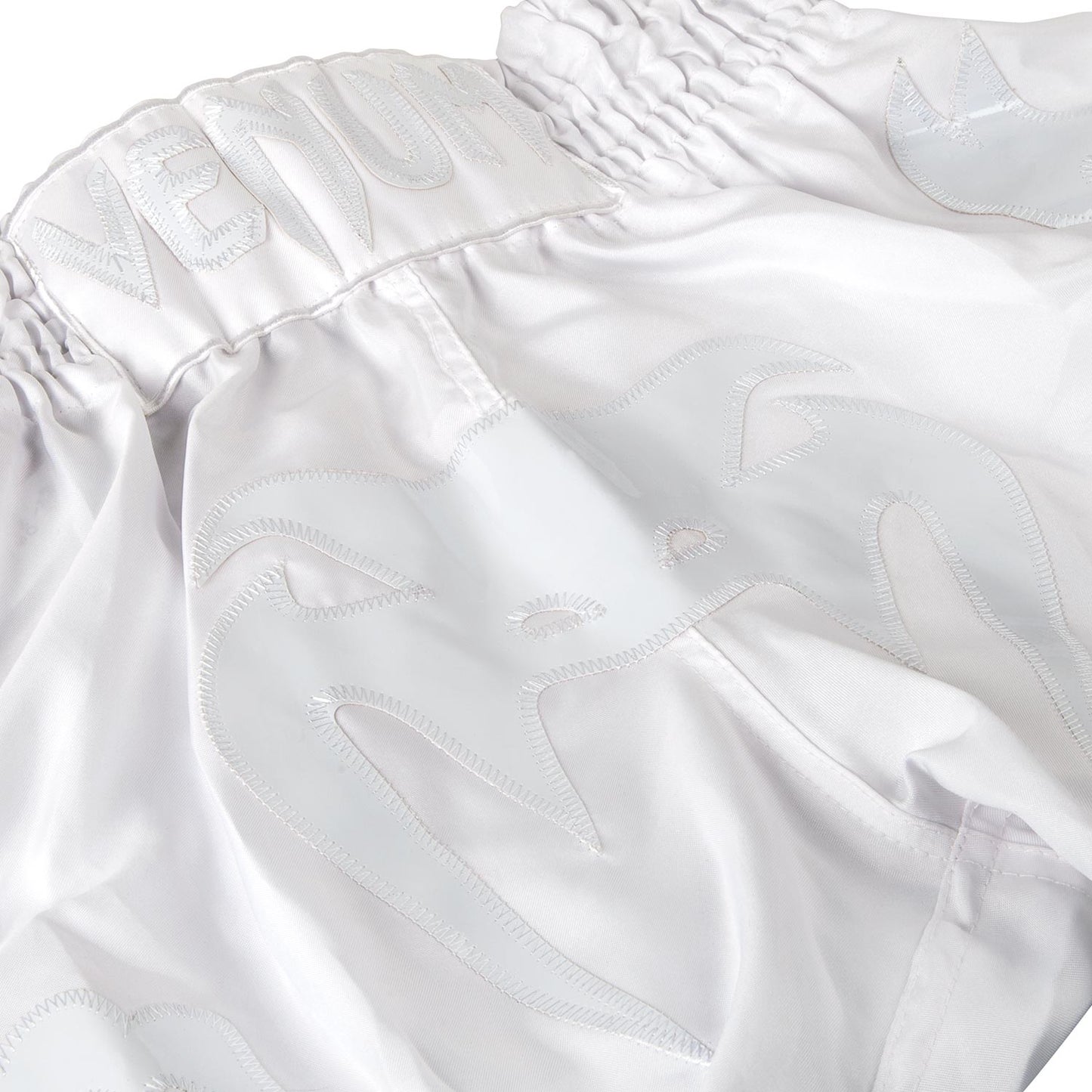 Venum Bangkok Inferno Muay Thai Shorts - Weiß/Weiß