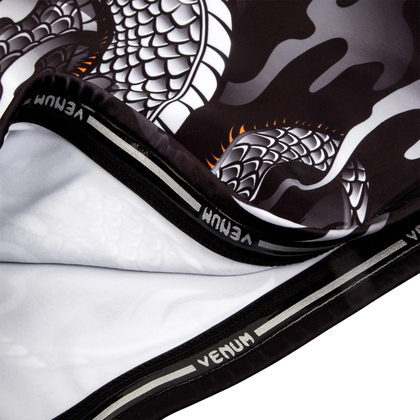 Venum Dragon's Flight Rashguard - Kurzarm - Schwarz/Weiß
