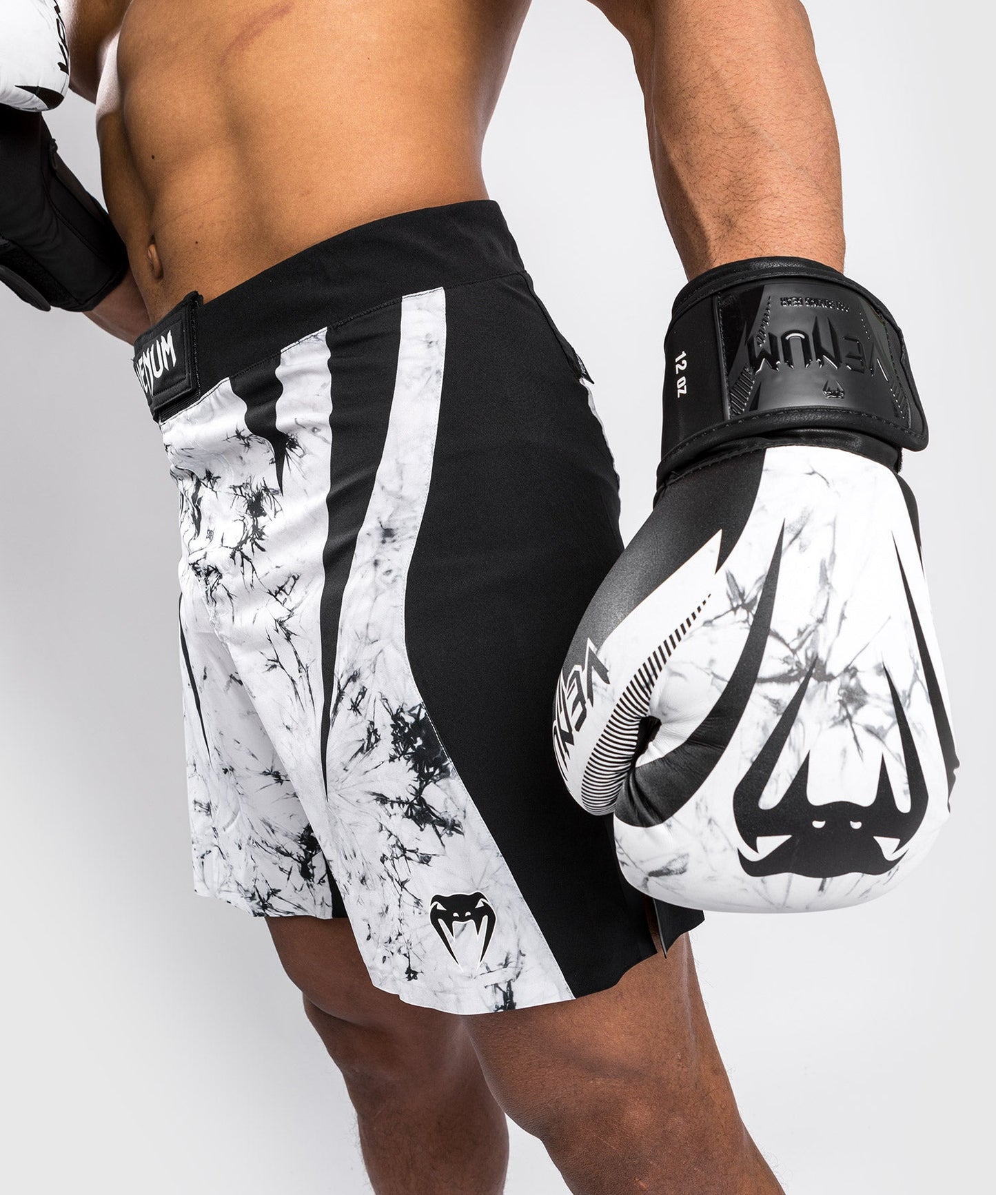 Venum G-Fit Marble Fightshorts – Marmor