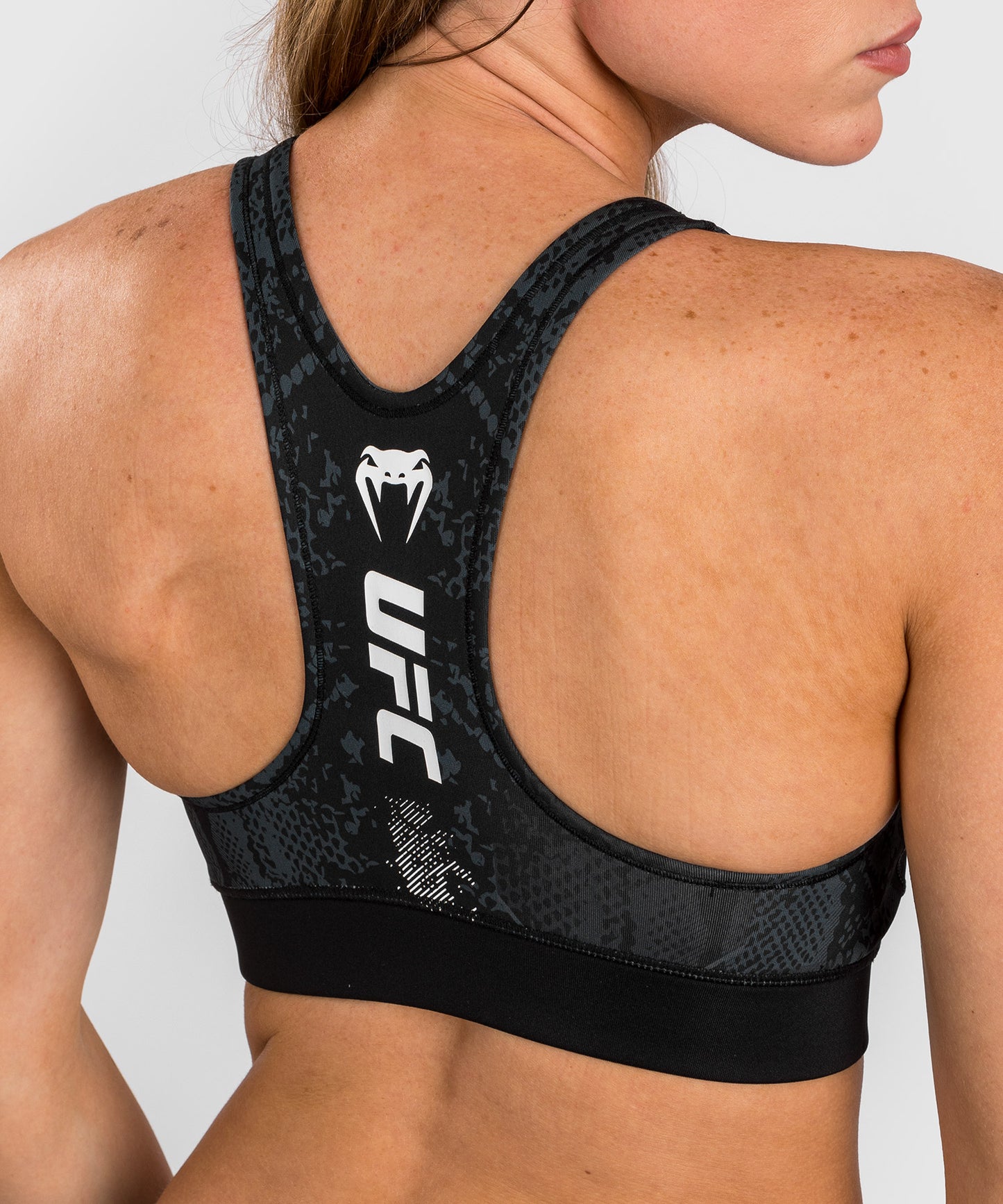 UFC Adrenaline by Venum Authentic Fight Night Sport-BH für Frauen - Schwarz