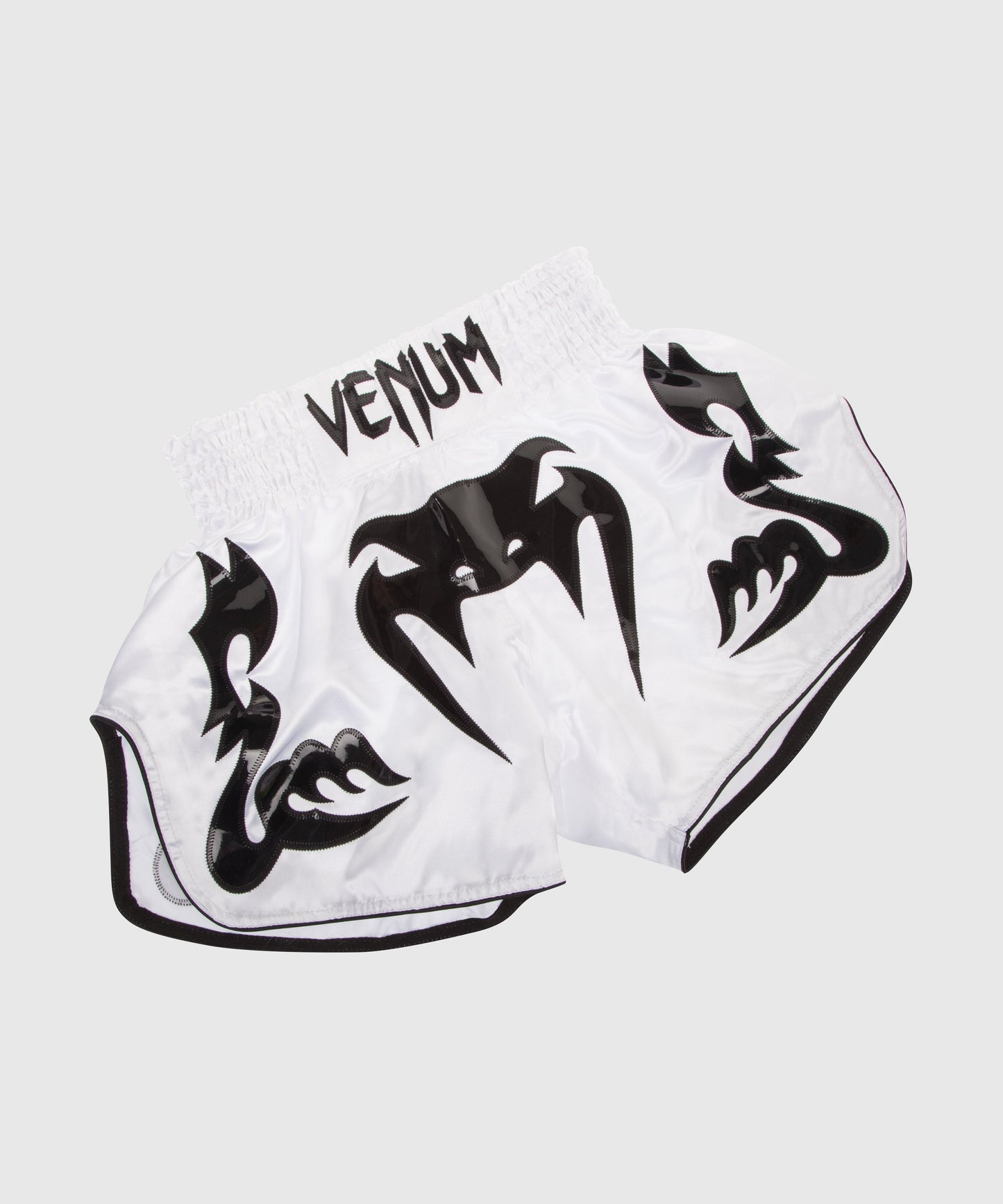 Venum Bangkok Inferno Muay Thai Shorts - Ice/Schwarz