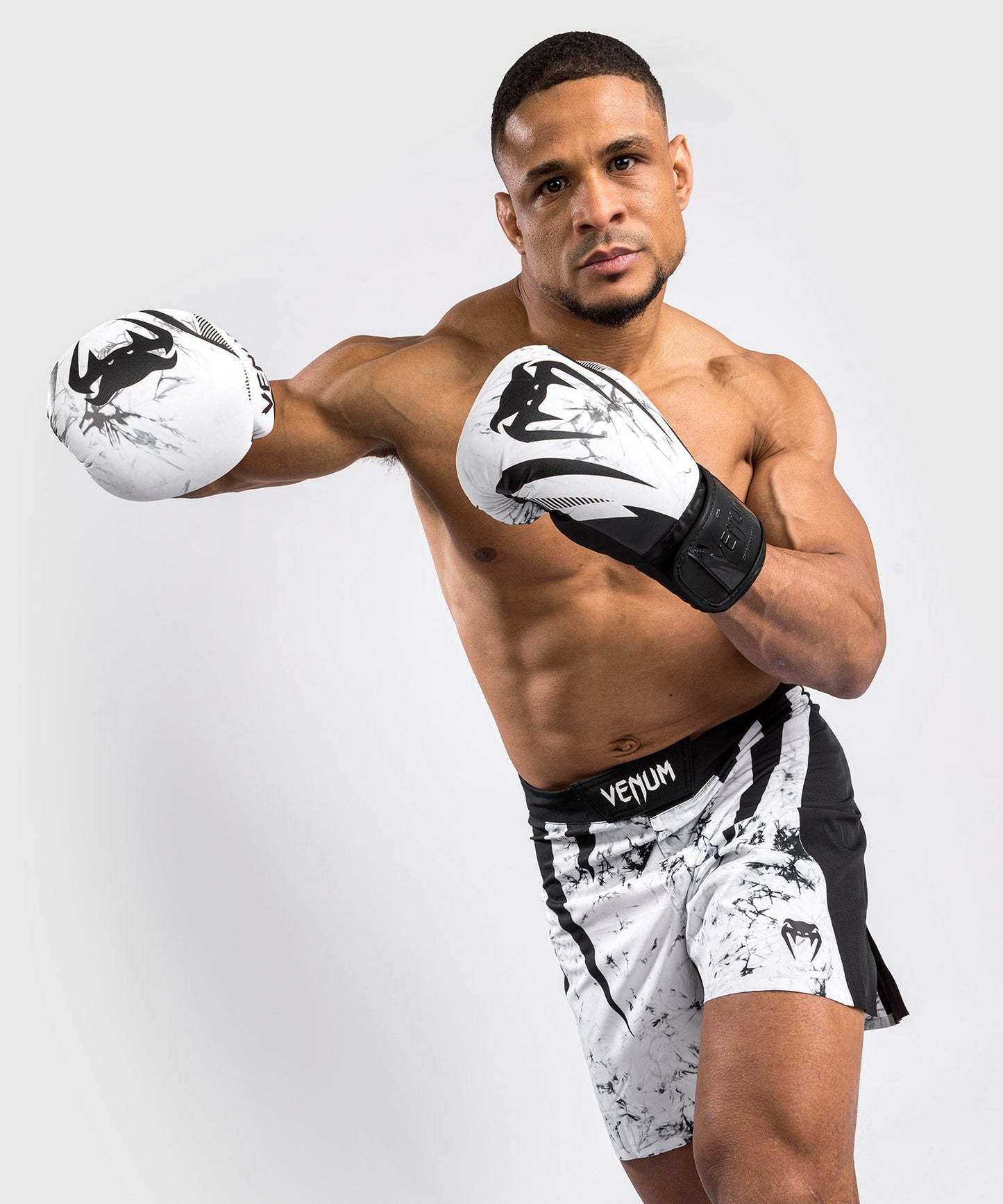 Venum G-Fit Marble Fightshorts – Marmor