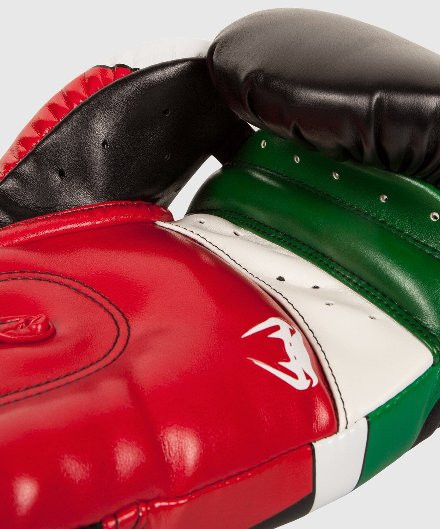Venum Elite Italien Boxhandschuhe - Schwarz